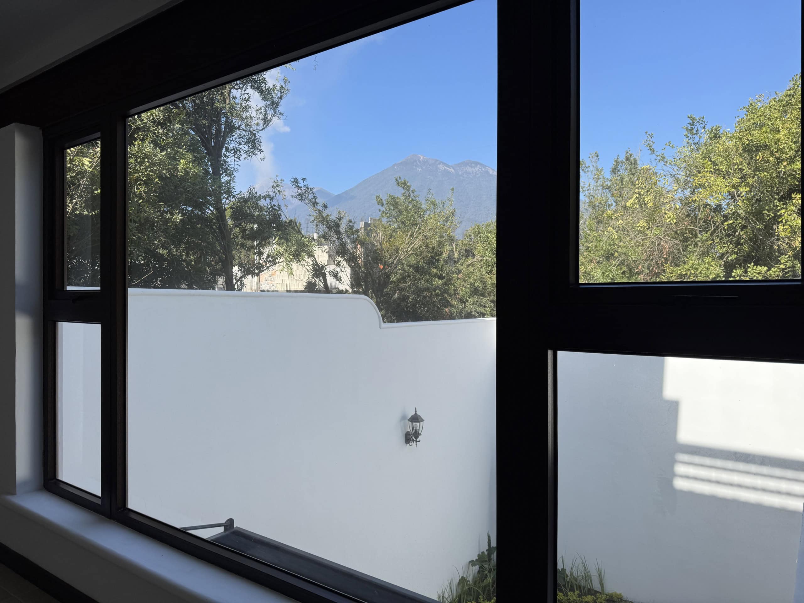Hacienda del Comendador — 3-Bedroom Volcano-View Residence on Four Levels