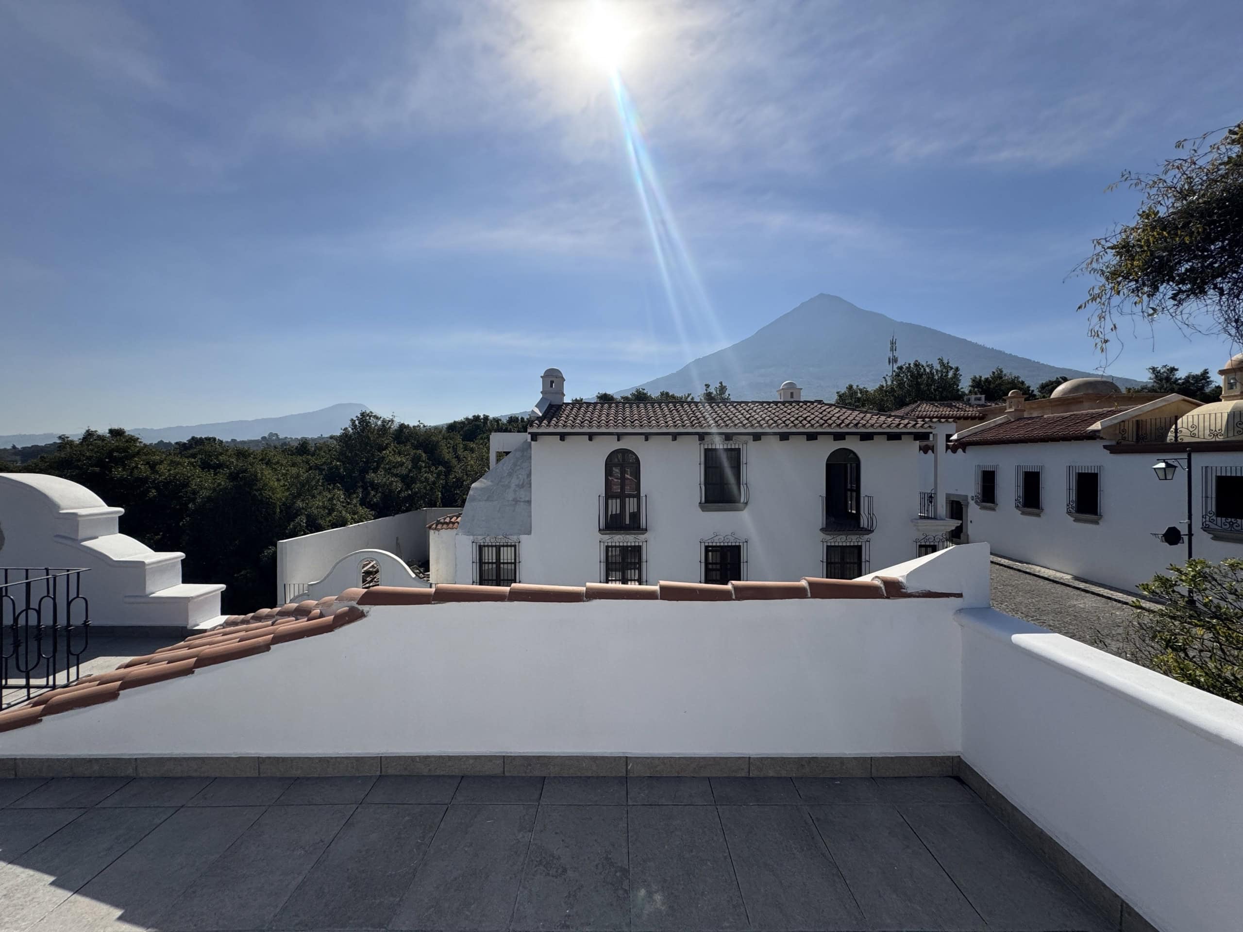 Hacienda del Comendador — 3-Bedroom Volcano-View Residence on Four Levels