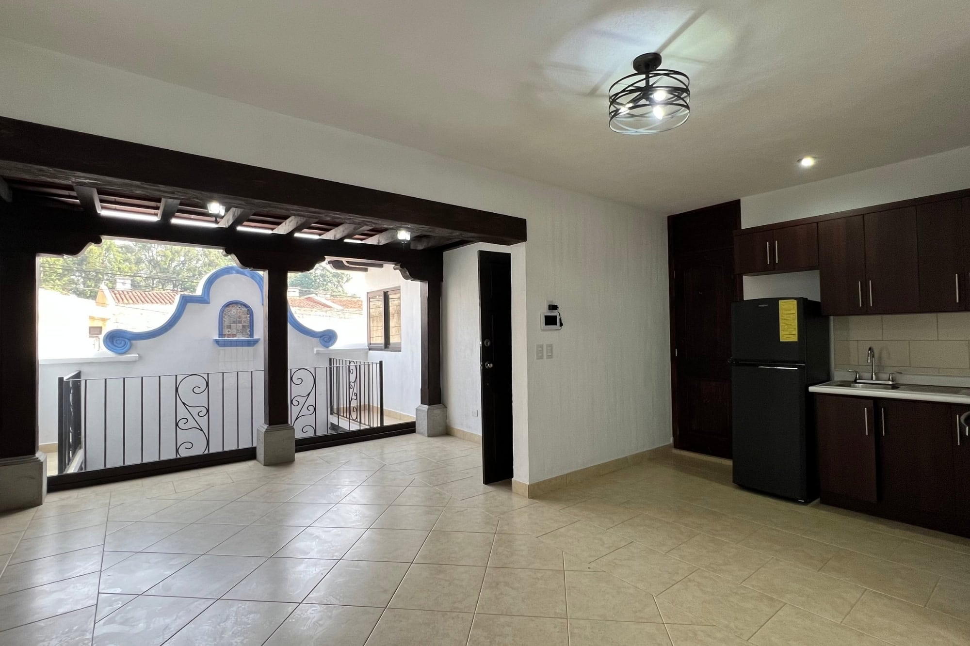 2-BEDROOM APARMENT, NOT IN A GATED COMMUNITY