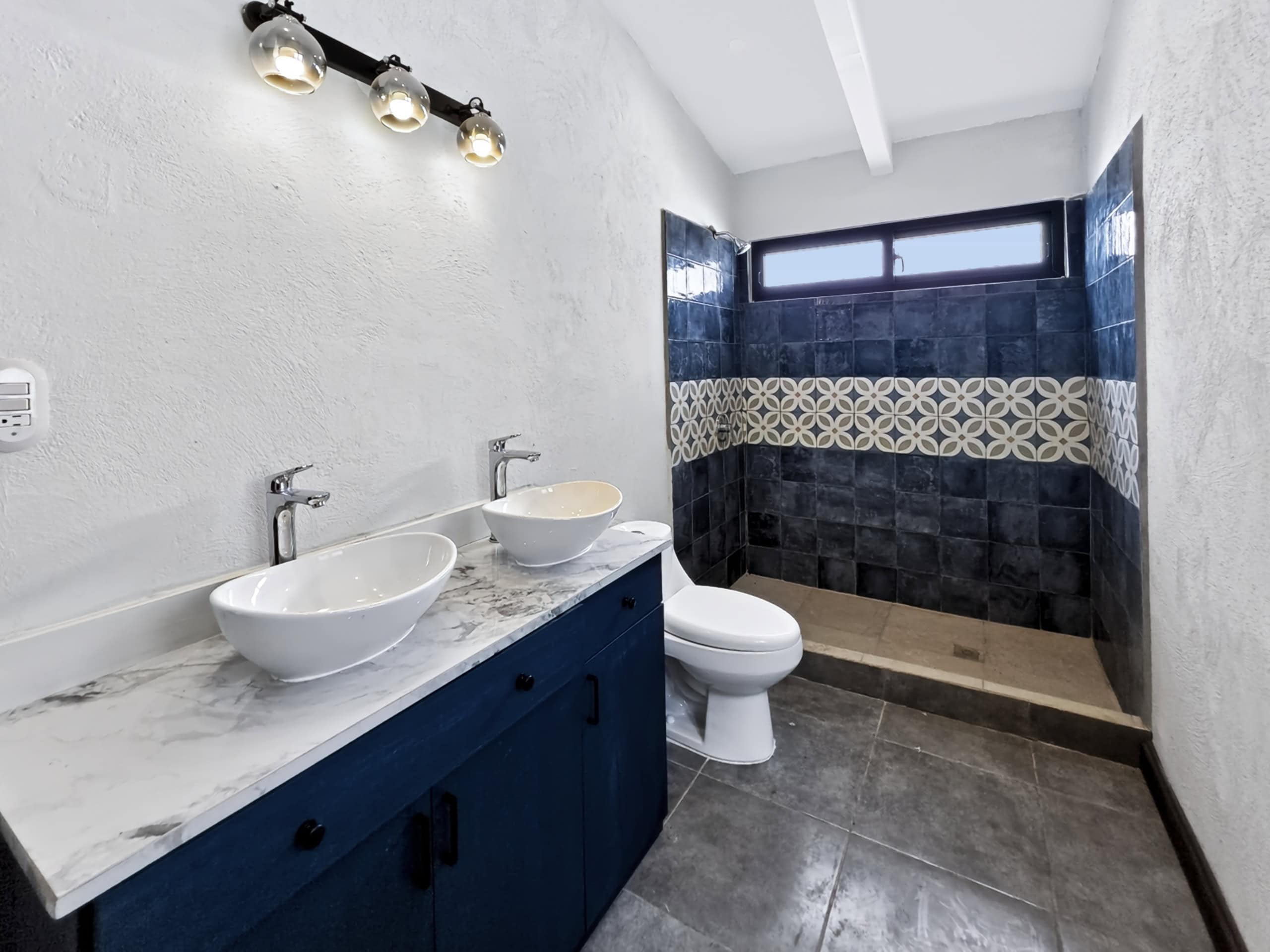 Casa Santiago – Beautiful Two-Level Home Near Antigua Guatemala