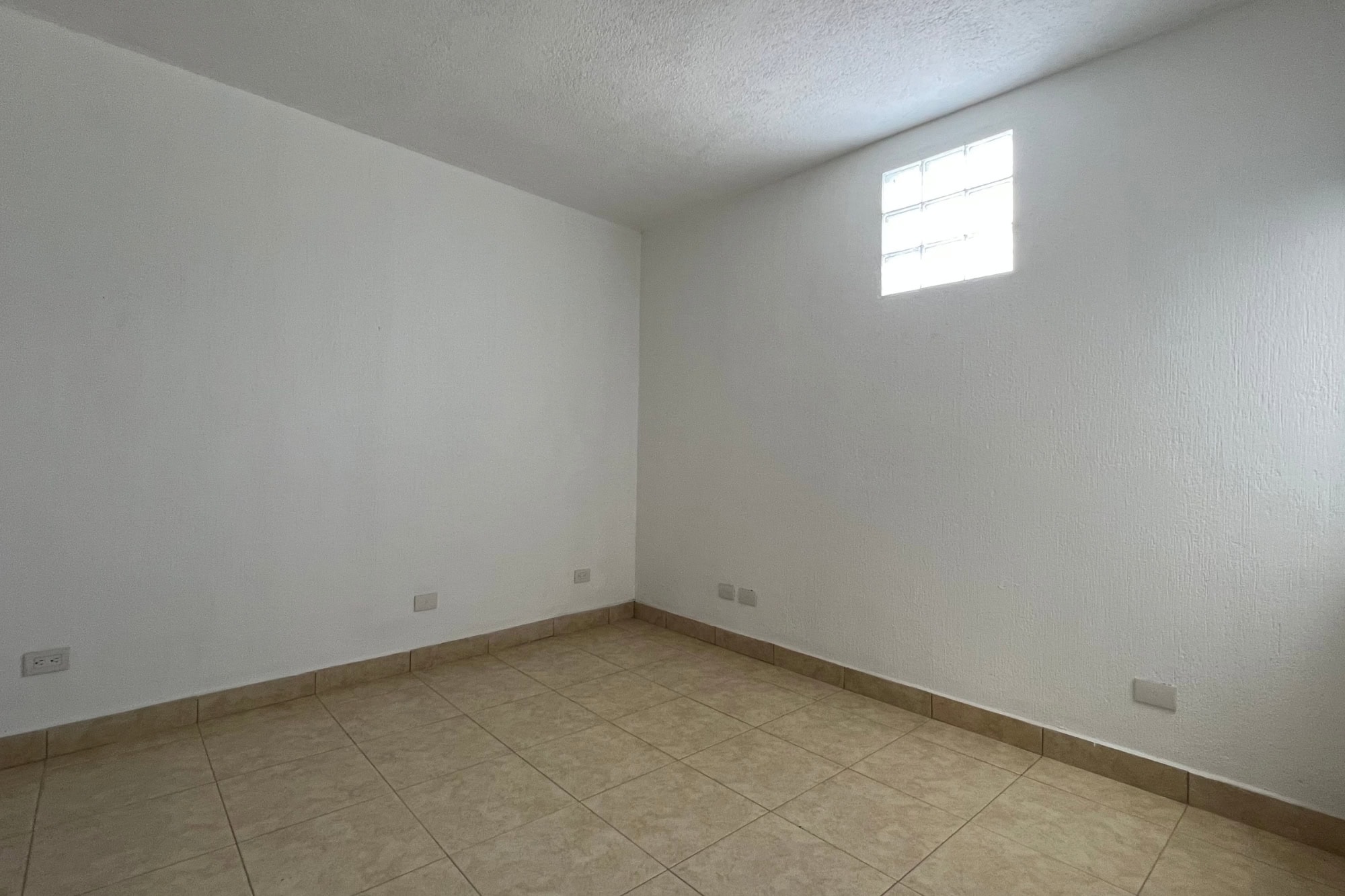 2-BEDROOM APARMENT, NOT IN A GATED COMMUNITY