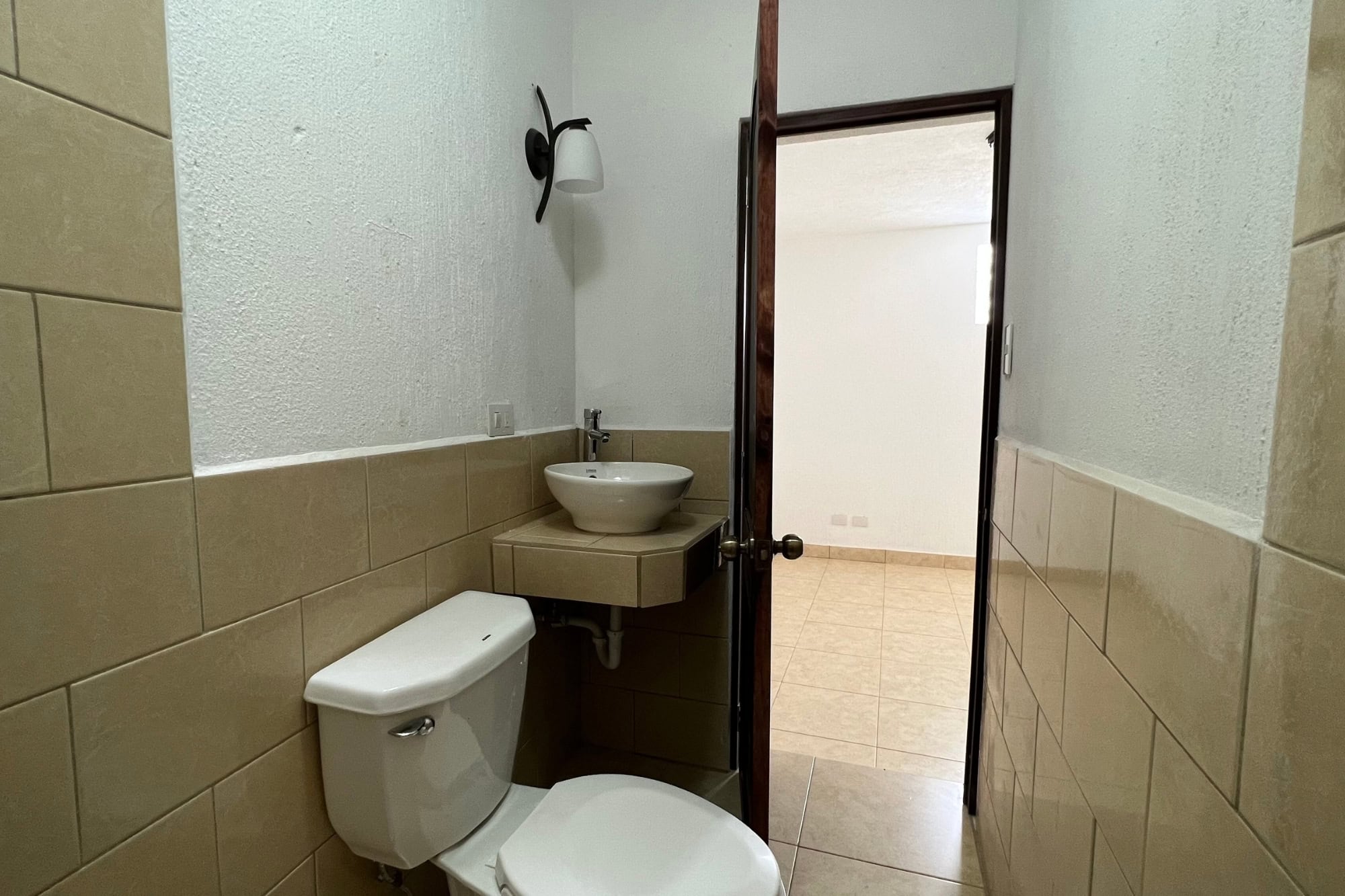 2-BEDROOM APARMENT, NOT IN A GATED COMMUNITY