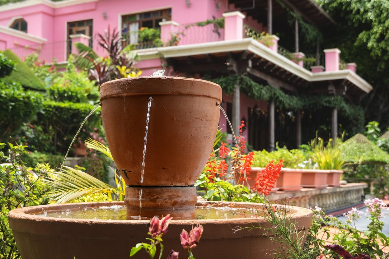 Turnkey Lakefront Retreat Atitlan