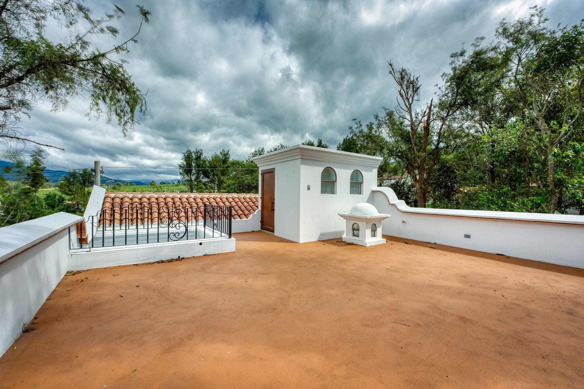 DSC07593_20 Casa de 4 Dormitorios en Exclusivo Condominio Antigua Gardens