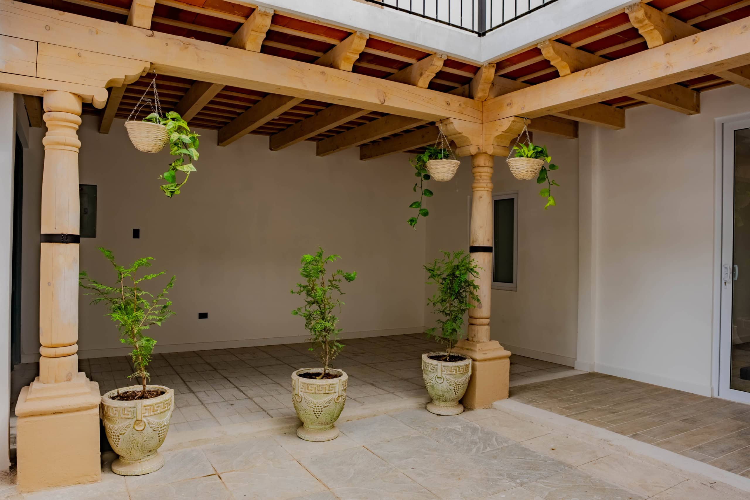 Casa Madeira en construcción en Fase I Antigua Gardens