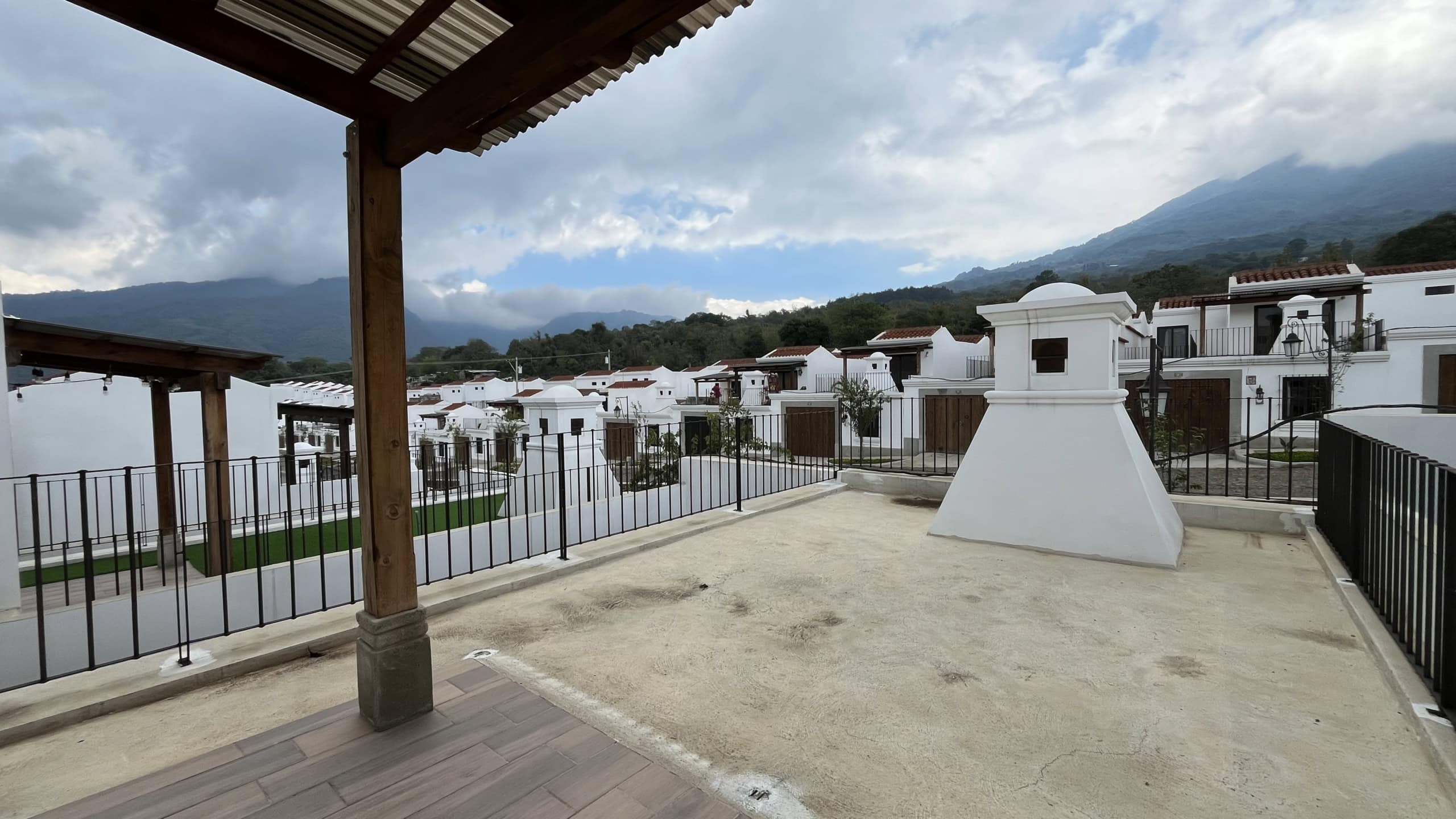 3-bedroom unfurnished house in Barrios Coloniales