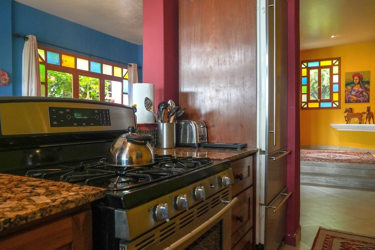 Turnkey Lakefront Retreat Atitlan