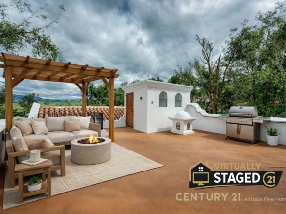 Casa de 4 Dormitorios en Exclusivo Condominio Antigua Gardens