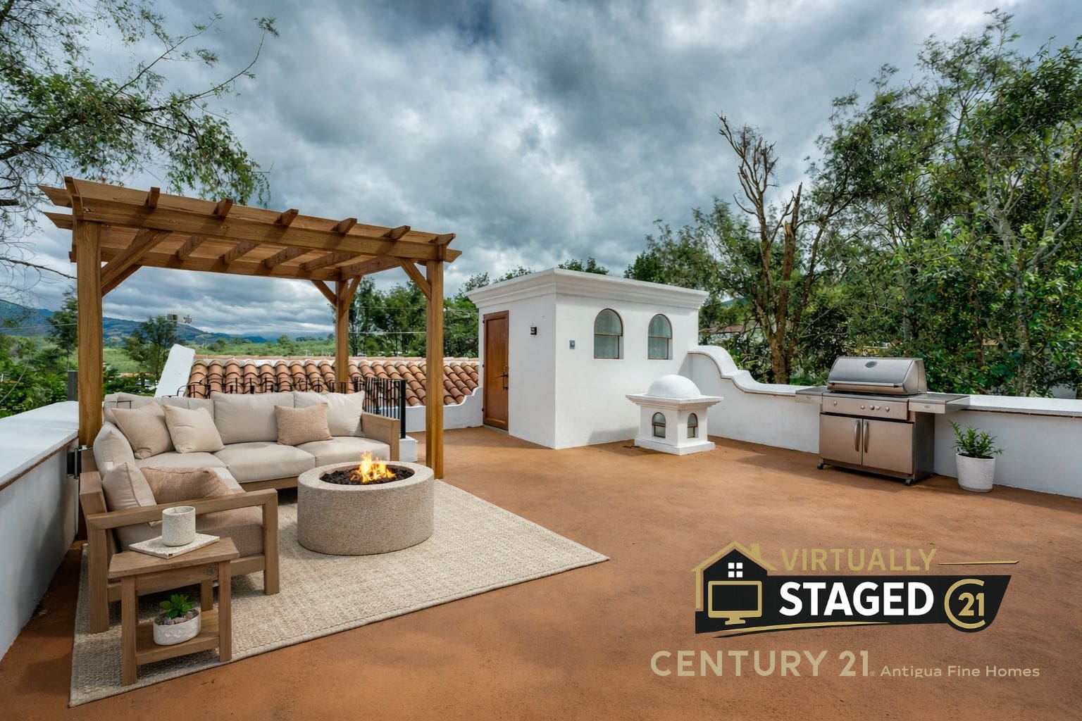 Virtual Stagged (4) Casa de 4 Dormitorios en Exclusivo Condominio Antigua Gardens