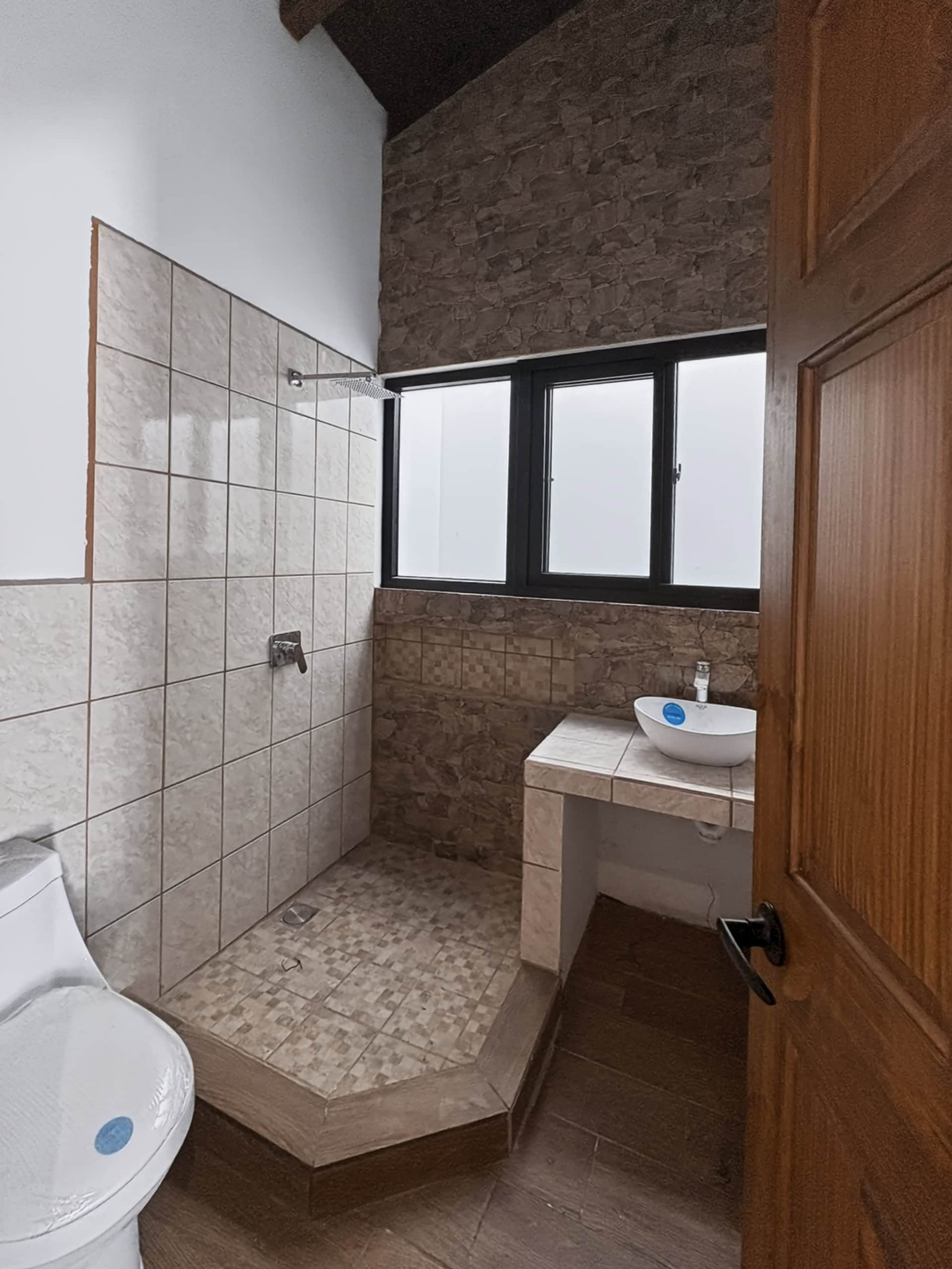 En Venta – Casa para Estrenar en Antigua Gardens