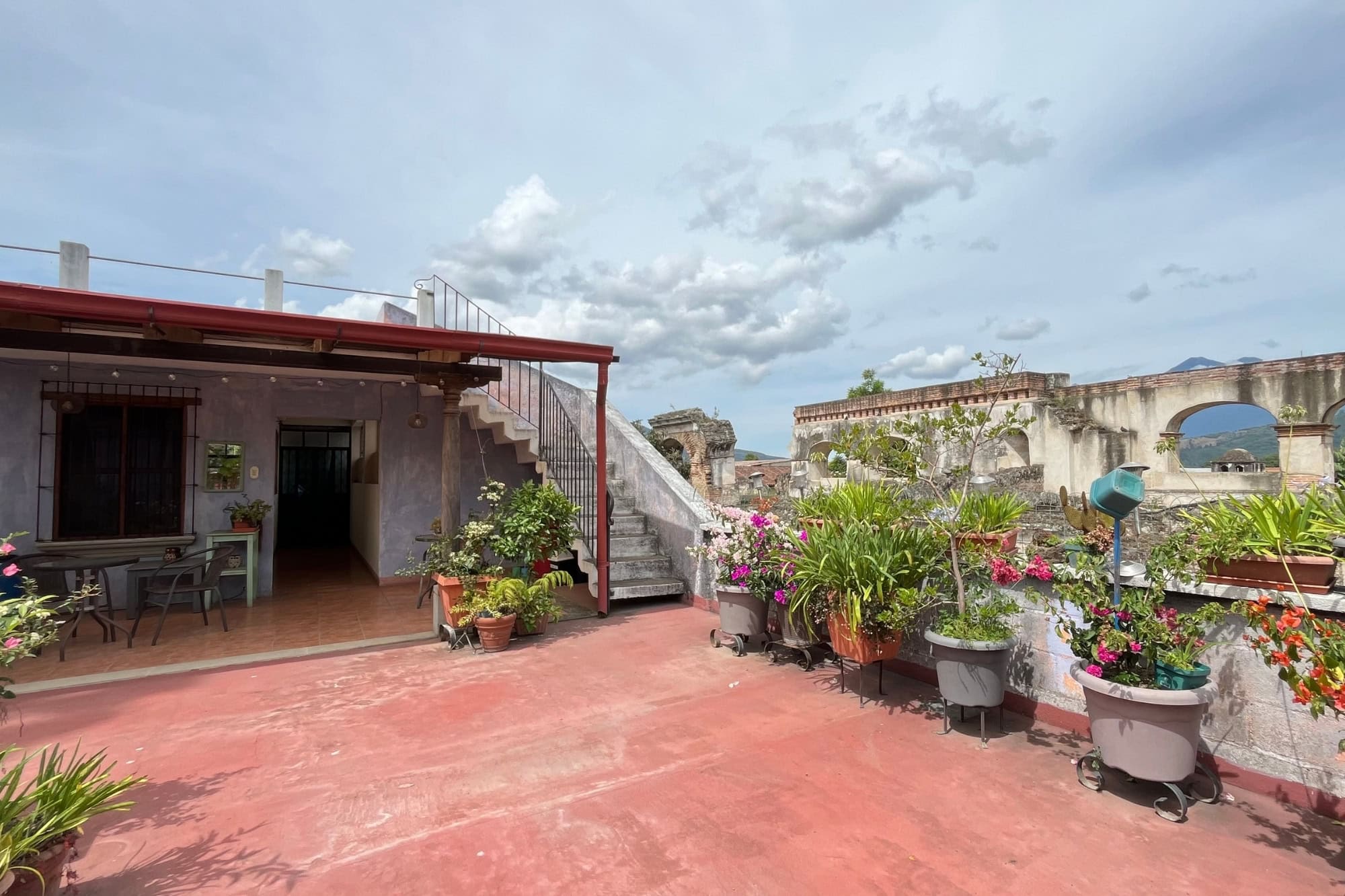 1 BEDROOM APARTMENT FOR RENT IN ANTIGUA, WALKING DISTANCE TO CENTRAL PARK