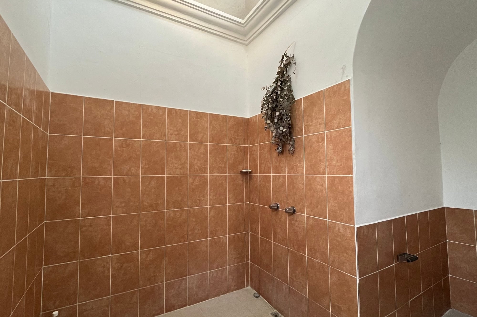 Unfurnished 3-Bedroom Home for Rent in Antigua Gardens, Near Antigua Guatemala