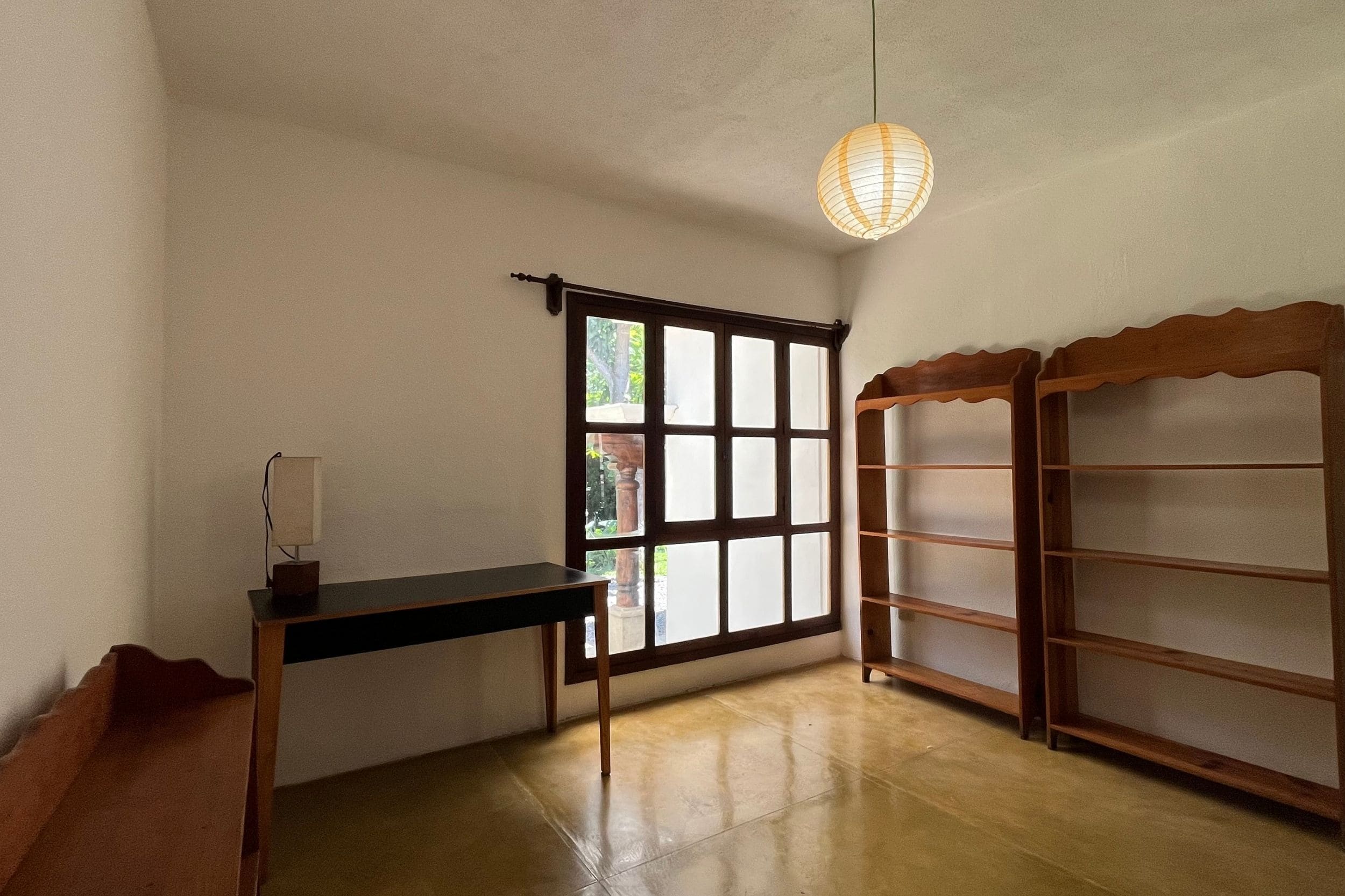 Beautiful Home for Rent in San Pedro El Alto, Antigua Guatemala, 4 bedrooms and a large garden