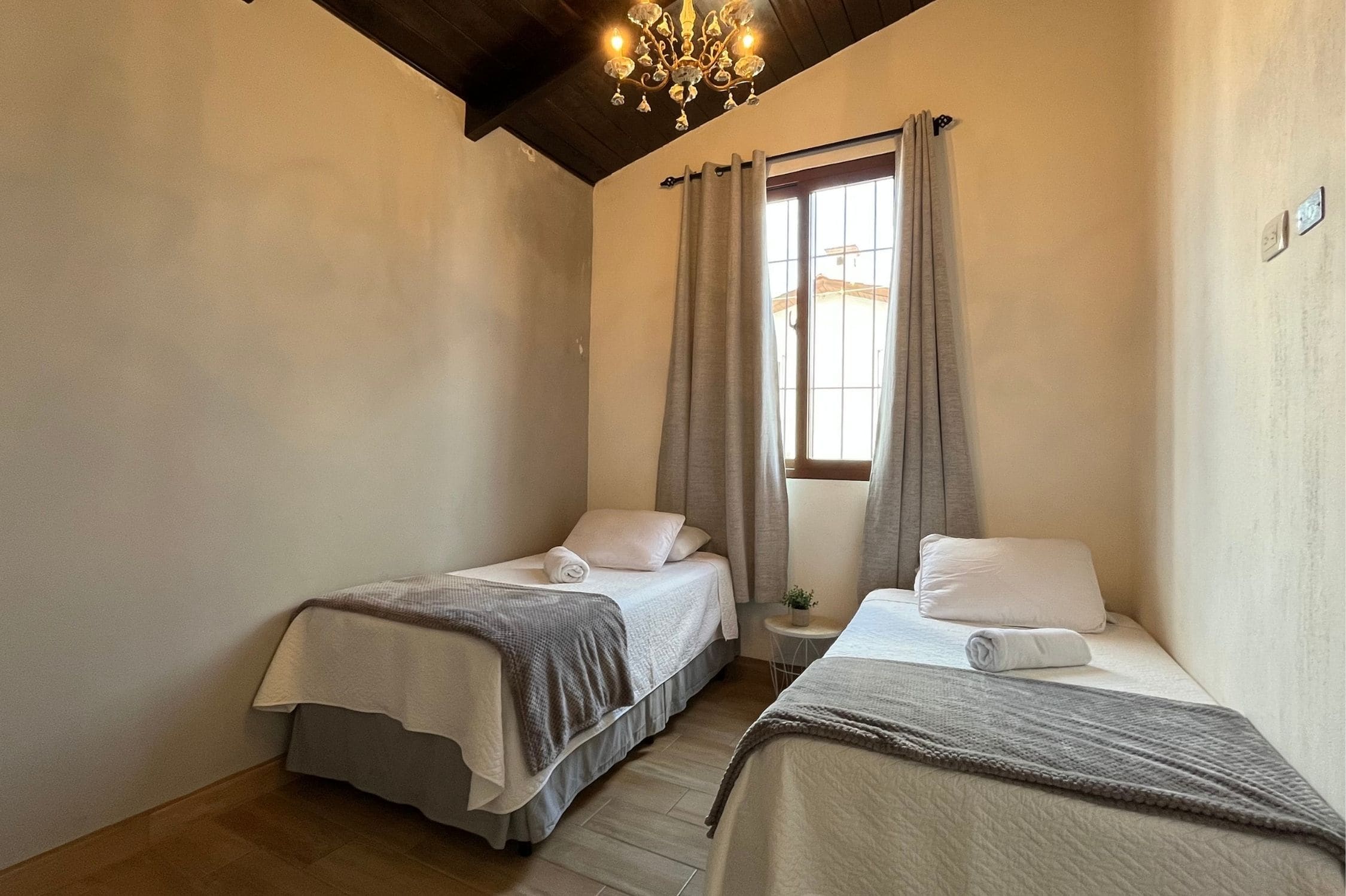 Furnished 3-Bedroom Home for Rent in Villa Alcántara – Just 3.2 km from Antigua Guatemala