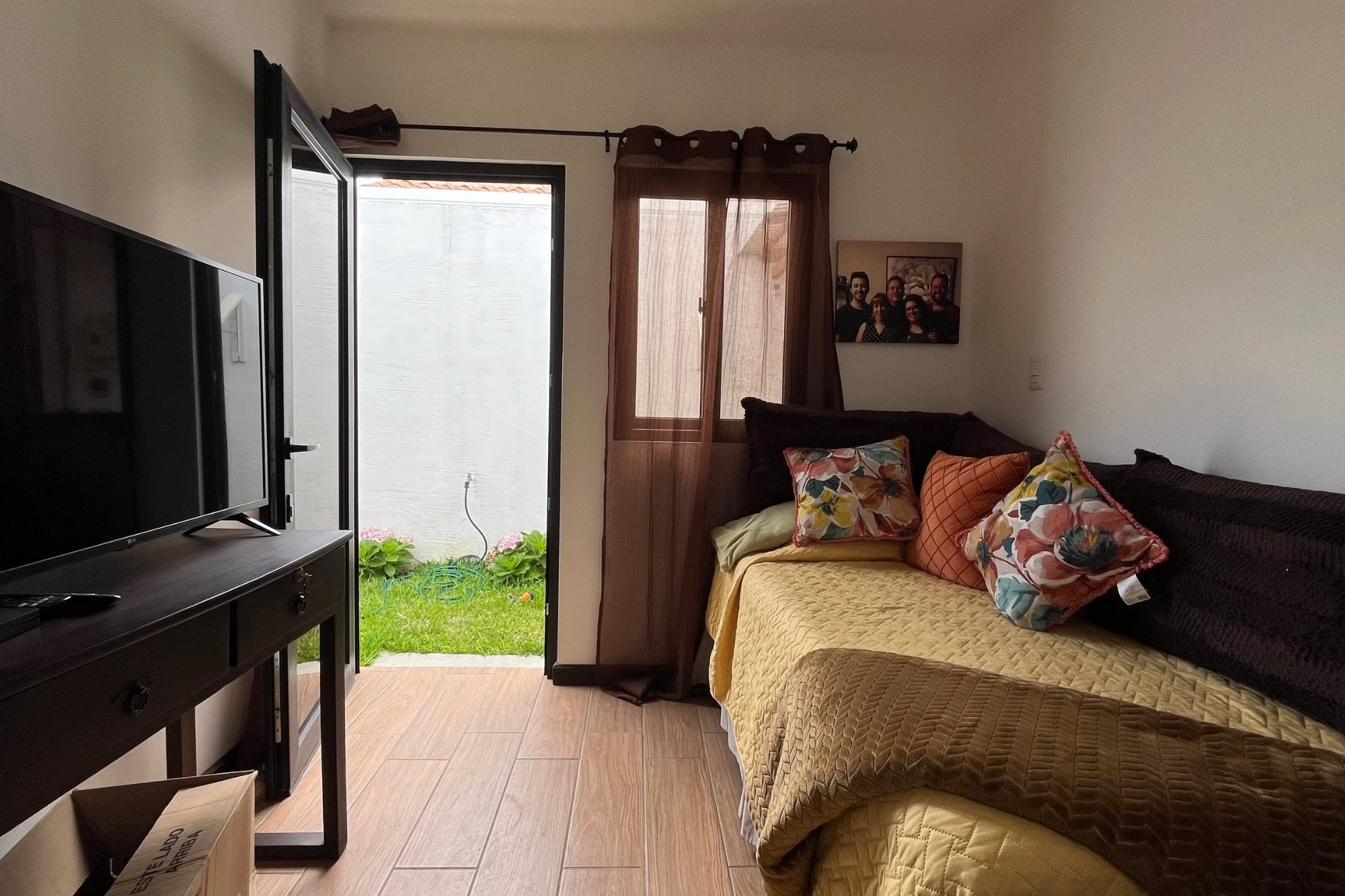 Furnished 4-Bedroom Home for Rent in San Pedro Las Huertas, Near Antigua Guatemala