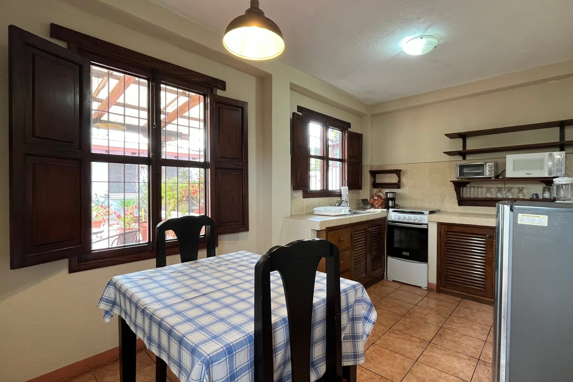 1 BEDROOM APARTMENT FOR RENT IN ANTIGUA, WALKING DISTANCE TO CENTRAL PARK
