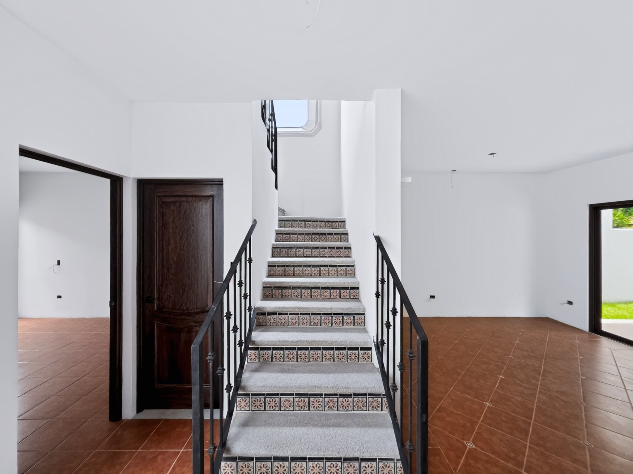 Brand-New Colonial-Style 4-Bedroom Corner Home — Walking Distance to Antigua