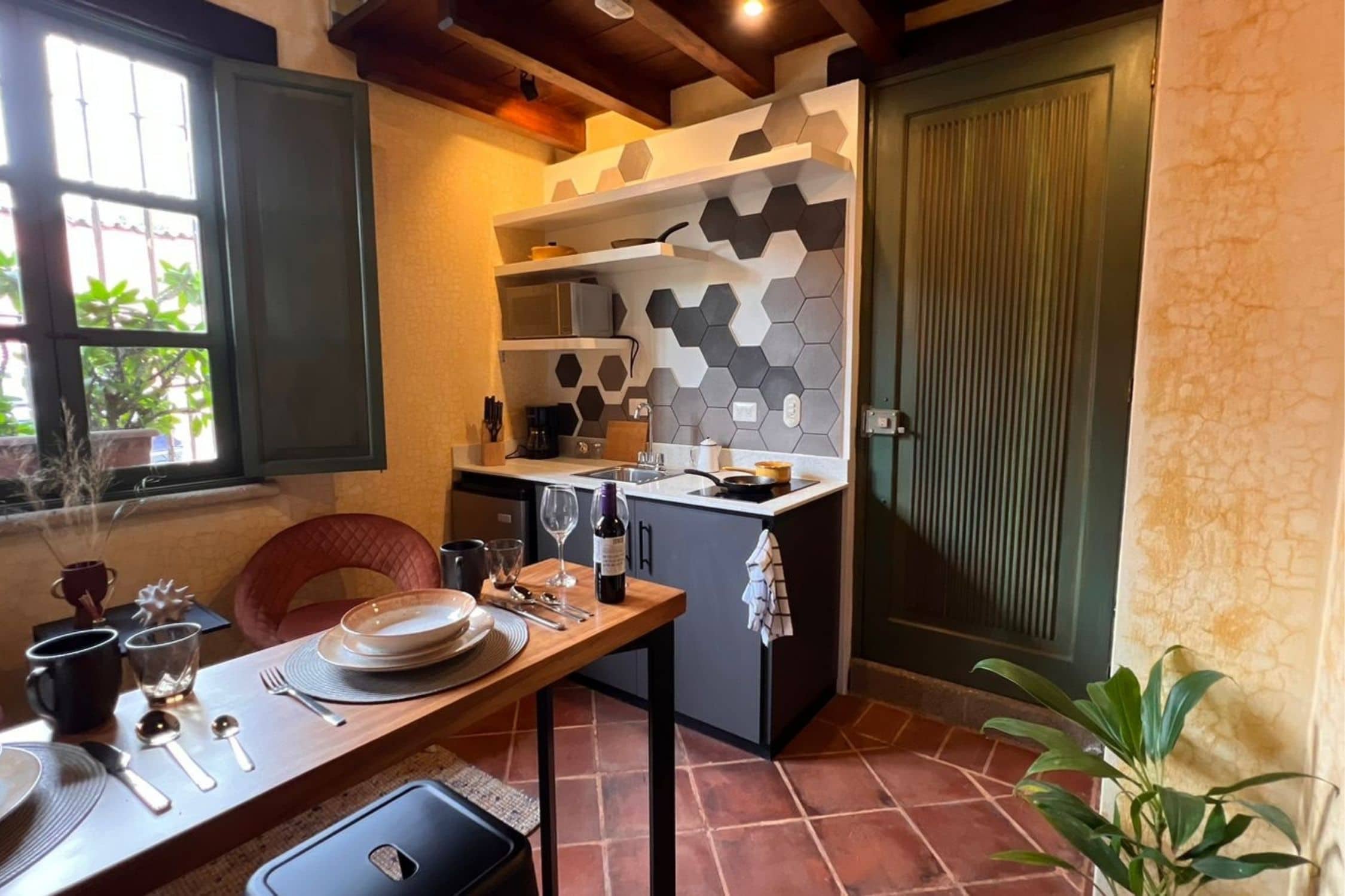 Acogedor Apartamento Tipo Loft Totalmente Amueblado — a solo 4 Cuadras del Parque Central