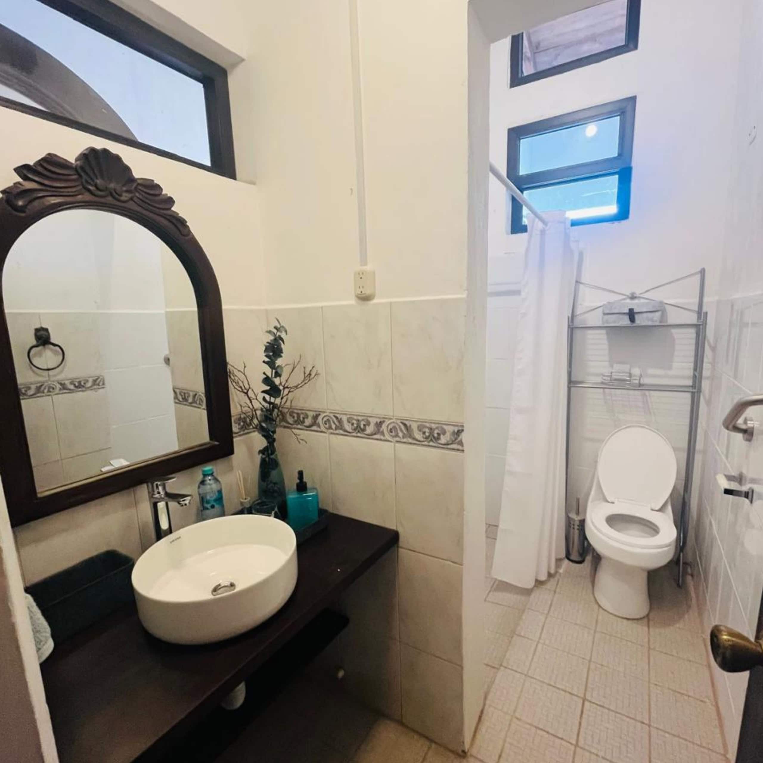 One-Bedroom Apartment with Utilities Included Located in San Pedro las Huertas