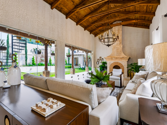 Residencia San Francisco de Sales — Paseo Antigua