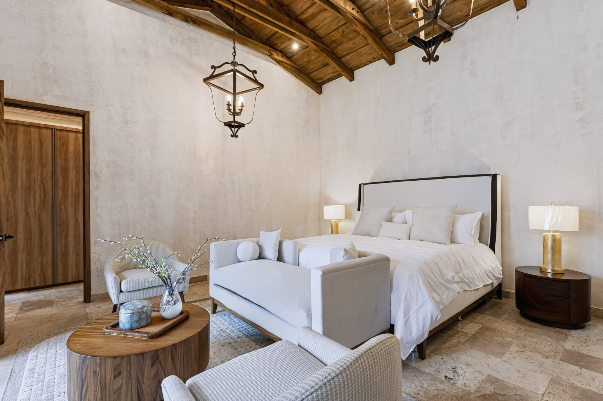 Residencia San Francisco de Sales — Paseo Antigua