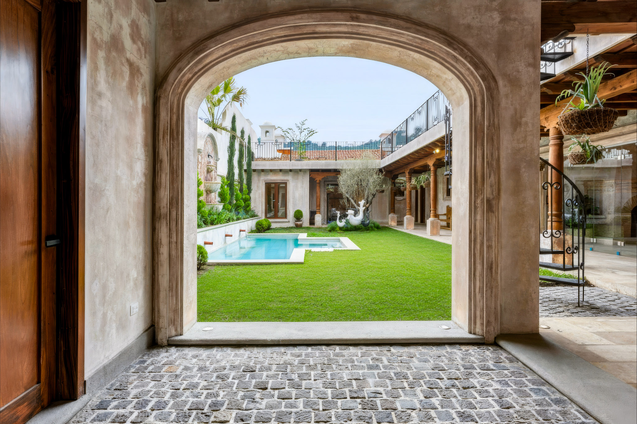 Residencia San Francisco de Sales — Paseo Antigua