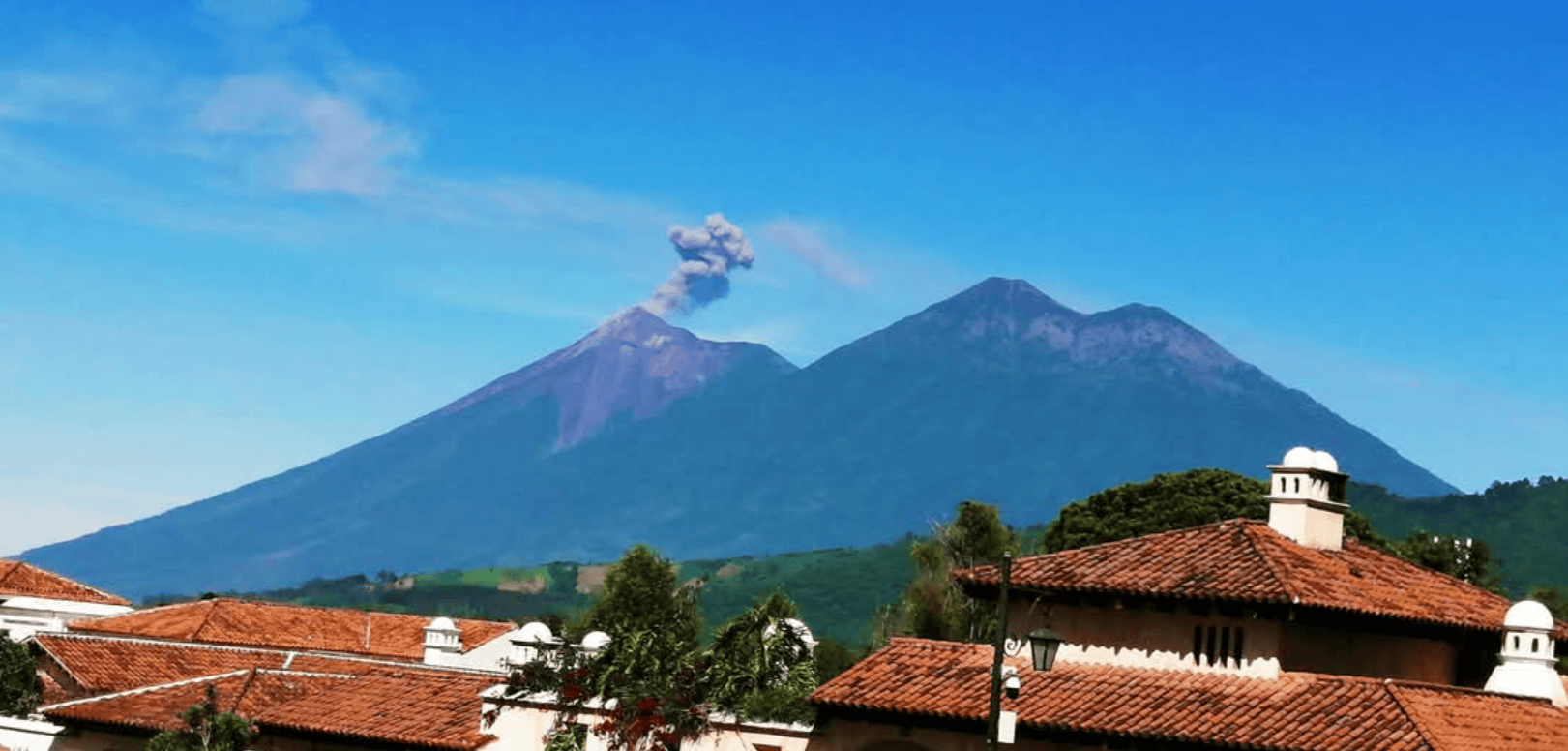 Spacious family home in Antigua Garden, just 20 minutes from Antigua, surrounded by forest and volcano views.