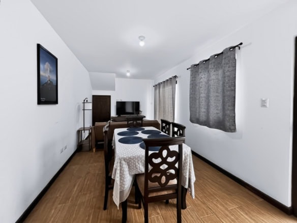 Encantadora Casa de 4 Habitaciones Totalmente Amueblada en Venta — Barrios Coloniales, San Pedro Las Huertas