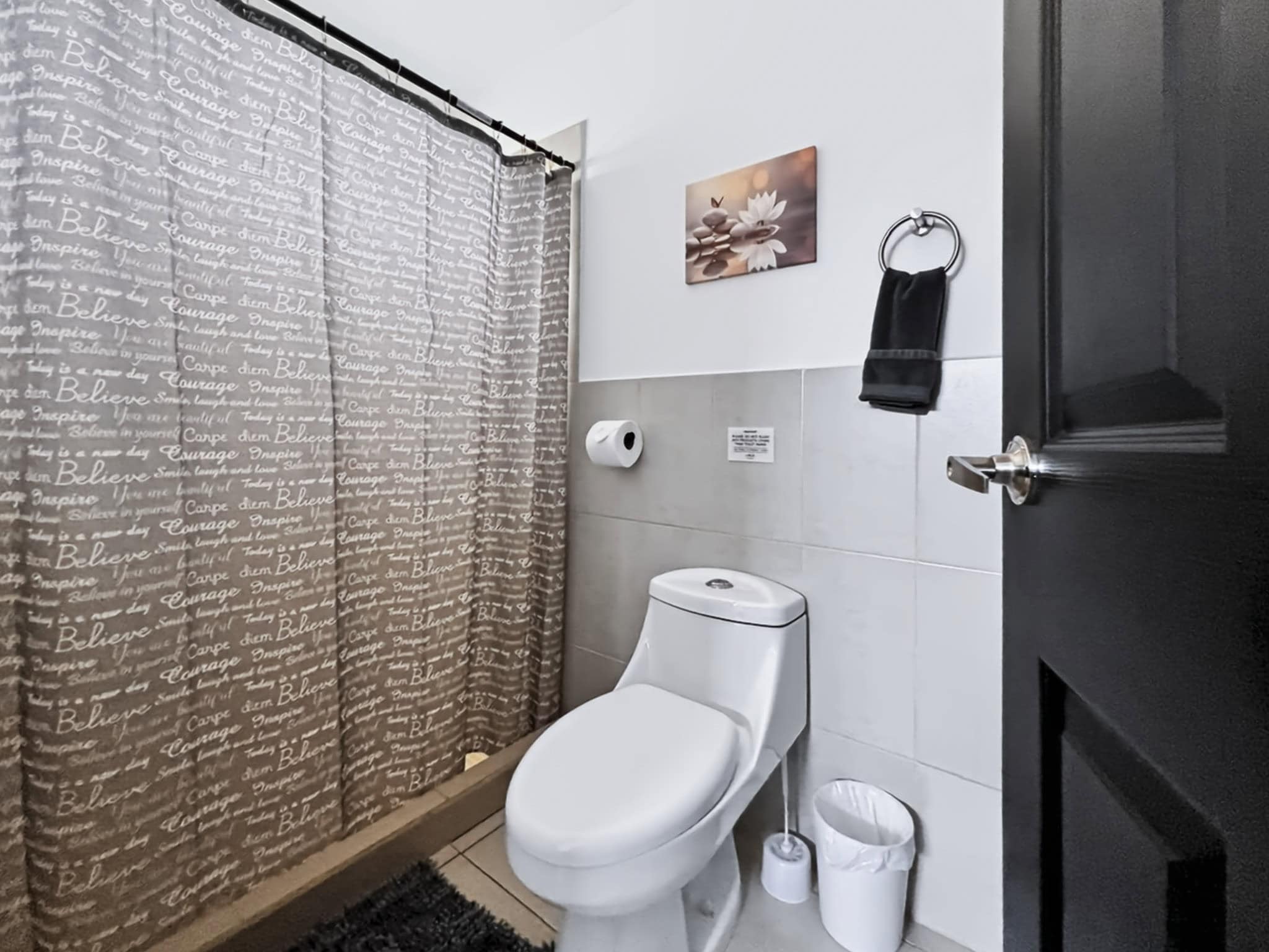Encantadora Casa de 4 Habitaciones Totalmente Amueblada en Venta — Barrios Coloniales, San Pedro Las Huertas