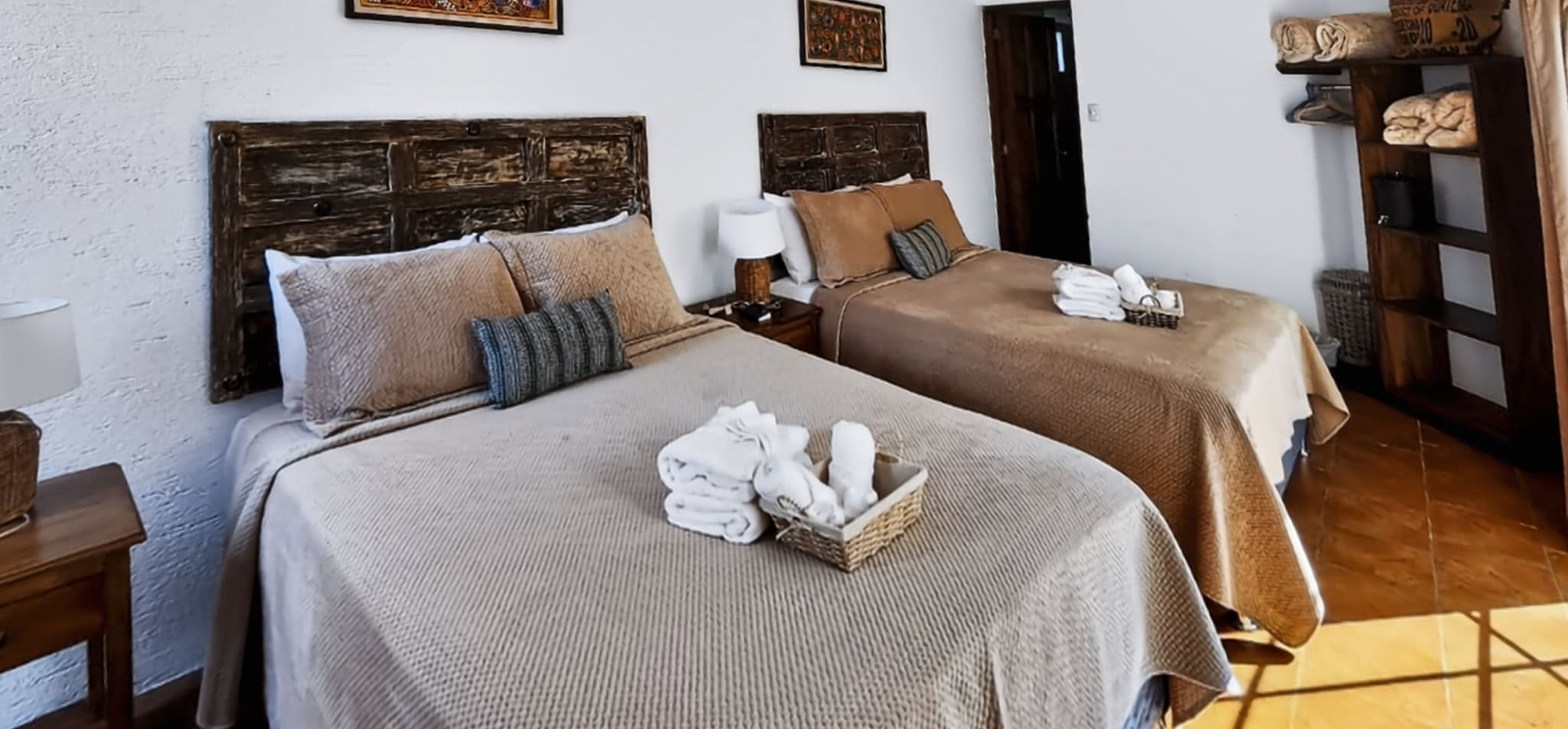6-Bedroom, 6.5-Bath Home in a Private Residential — Jocotenango, 5 Minutes from Antigua