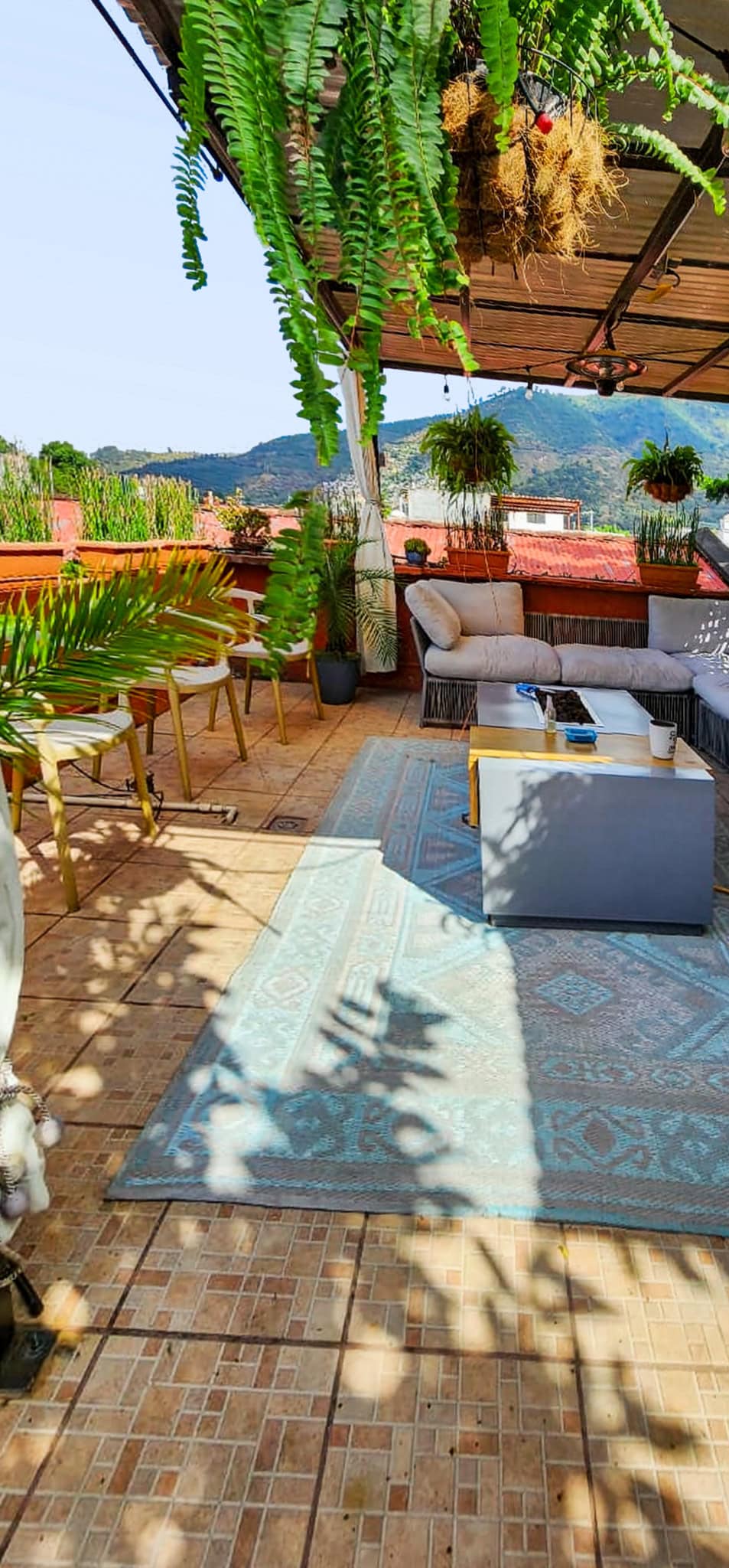 Main House + Independent Apartment on a Double Lot — Jocotenango, 5 Minutes from Antigua Guatemala