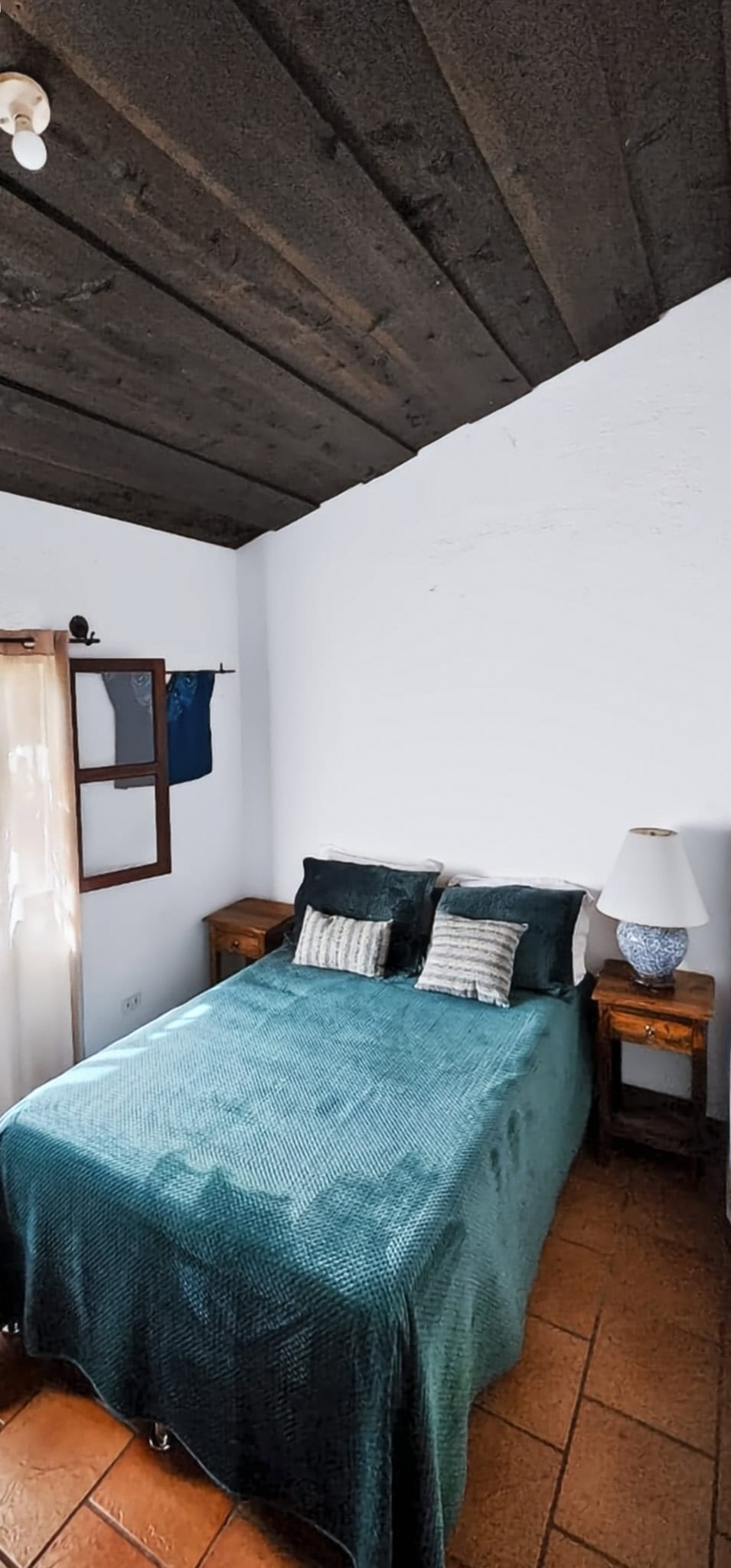 Main House + Independent Apartment on a Double Lot — Jocotenango, 5 Minutes from Antigua Guatemala