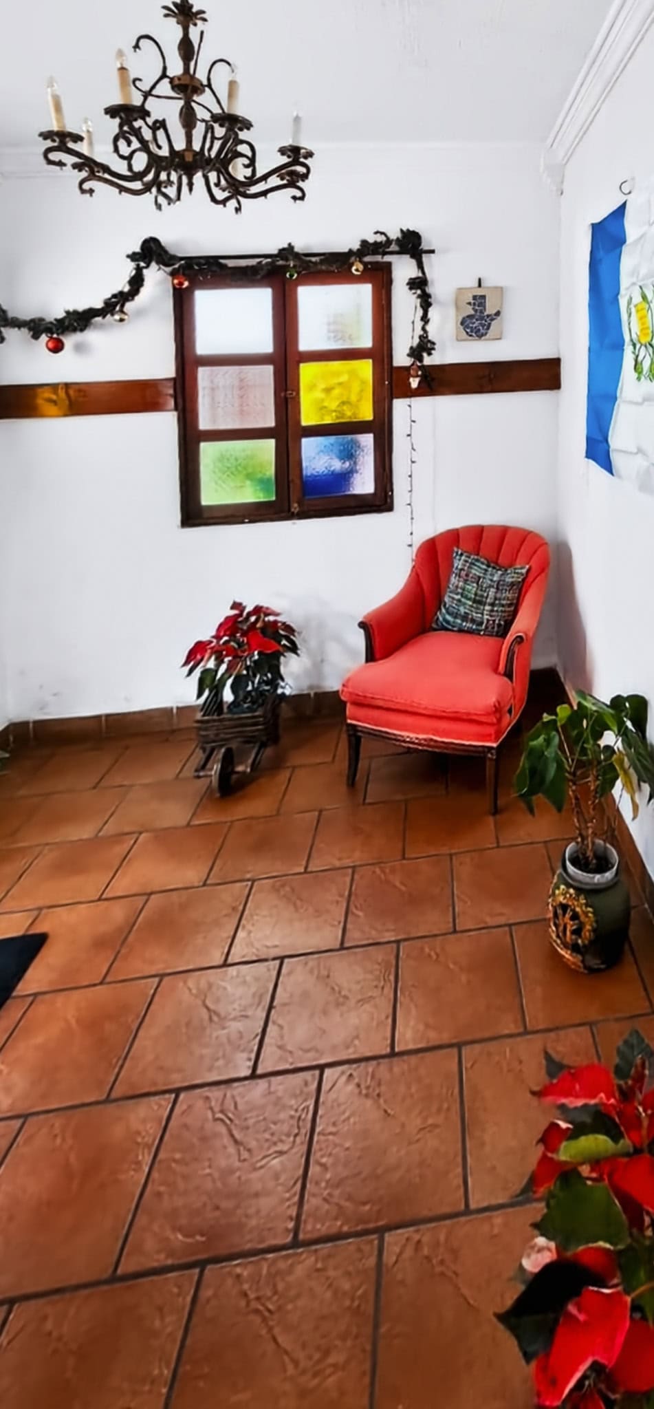 Main House + Independent Apartment on a Double Lot — Jocotenango, 5 Minutes from Antigua Guatemala