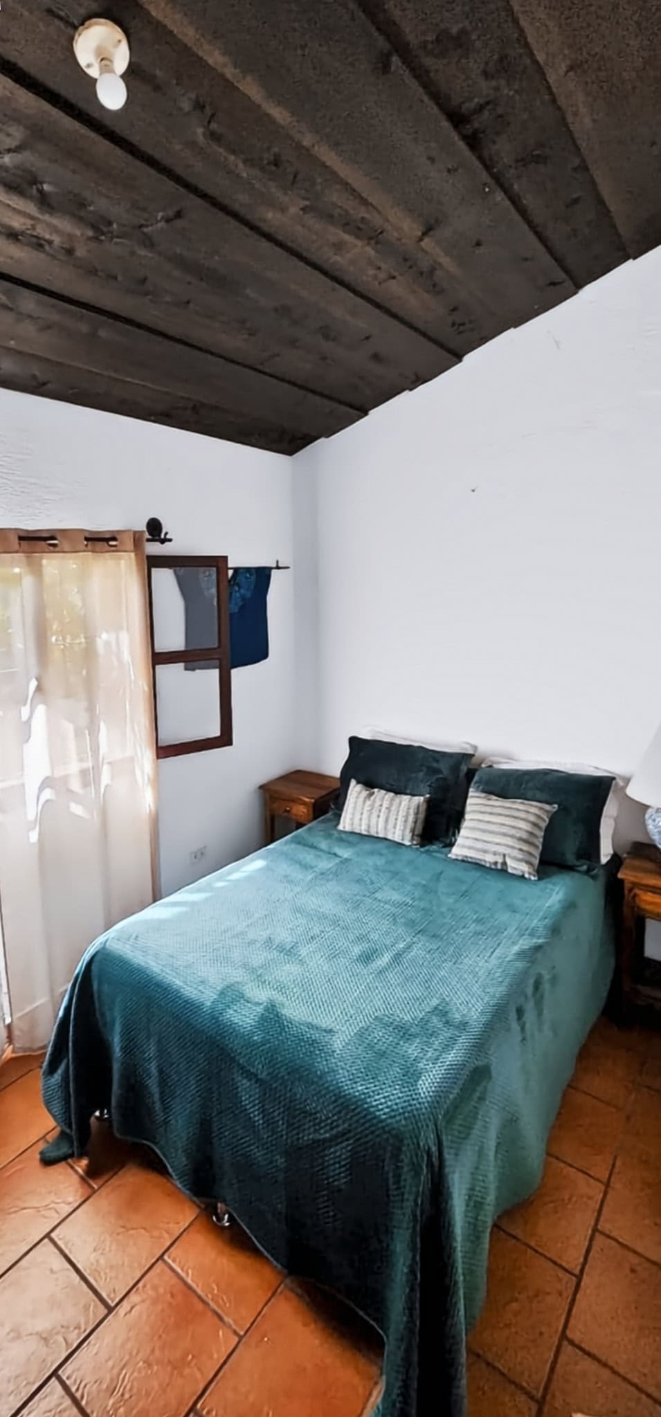 Main House + Independent Apartment on a Double Lot — Jocotenango, 5 Minutes from Antigua Guatemala