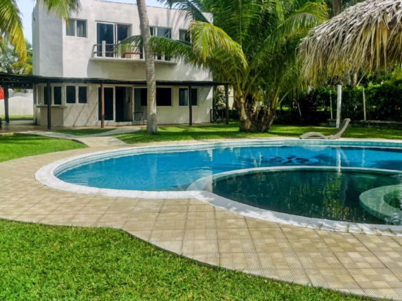 Exclusive Monterrico Beach Estate with Private Pool and Expansive 1,800 m² Lot