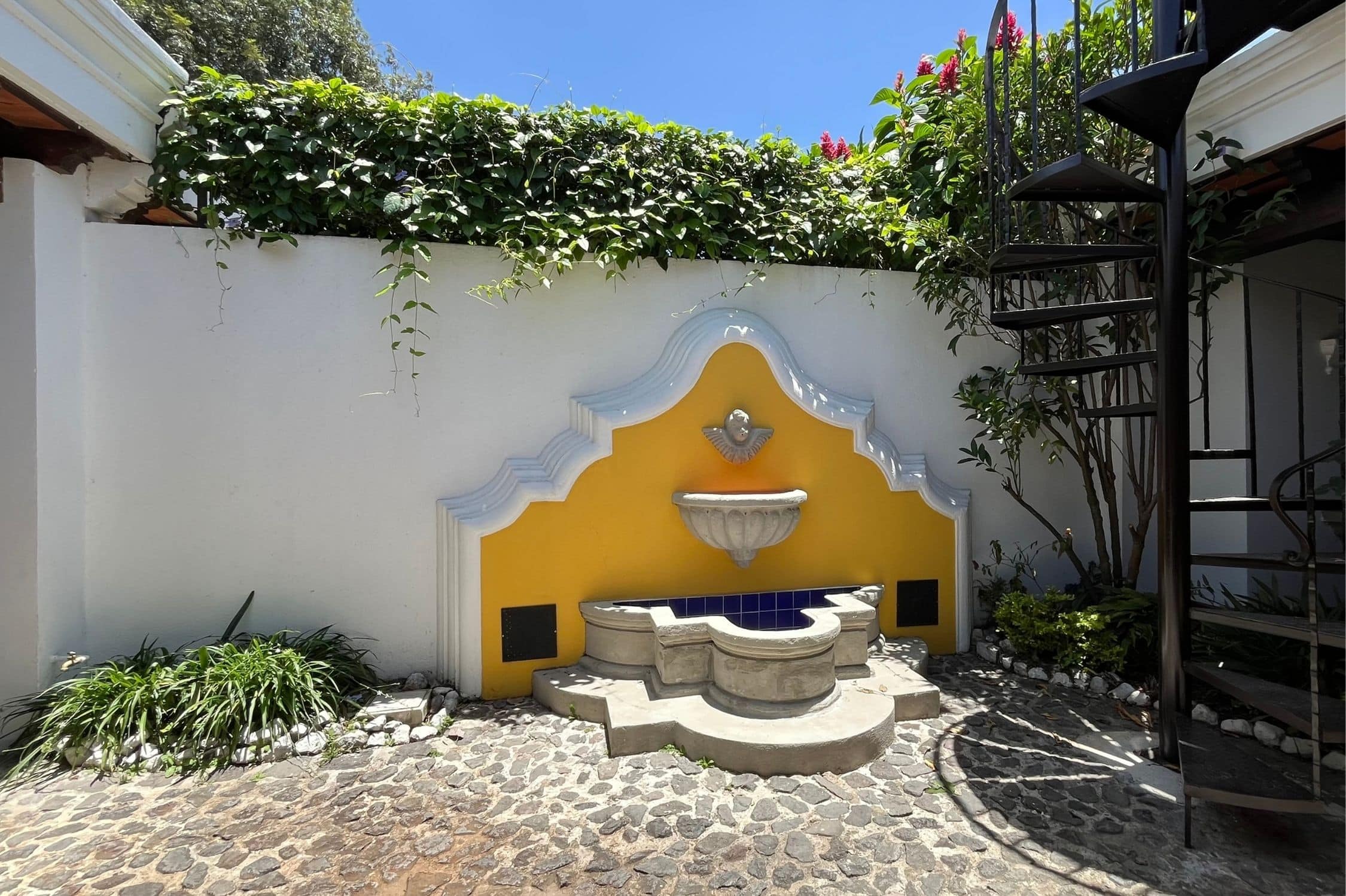 Beautiful Furnished House for Rent in Downtown Antigua Guatemala