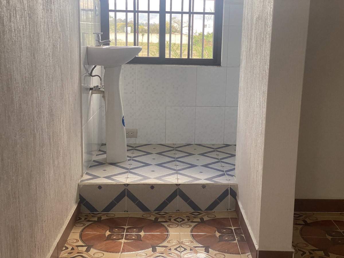 New 5-Bedroom Home for Sale in Valle del Sol — Parramos, Chimaltenang
