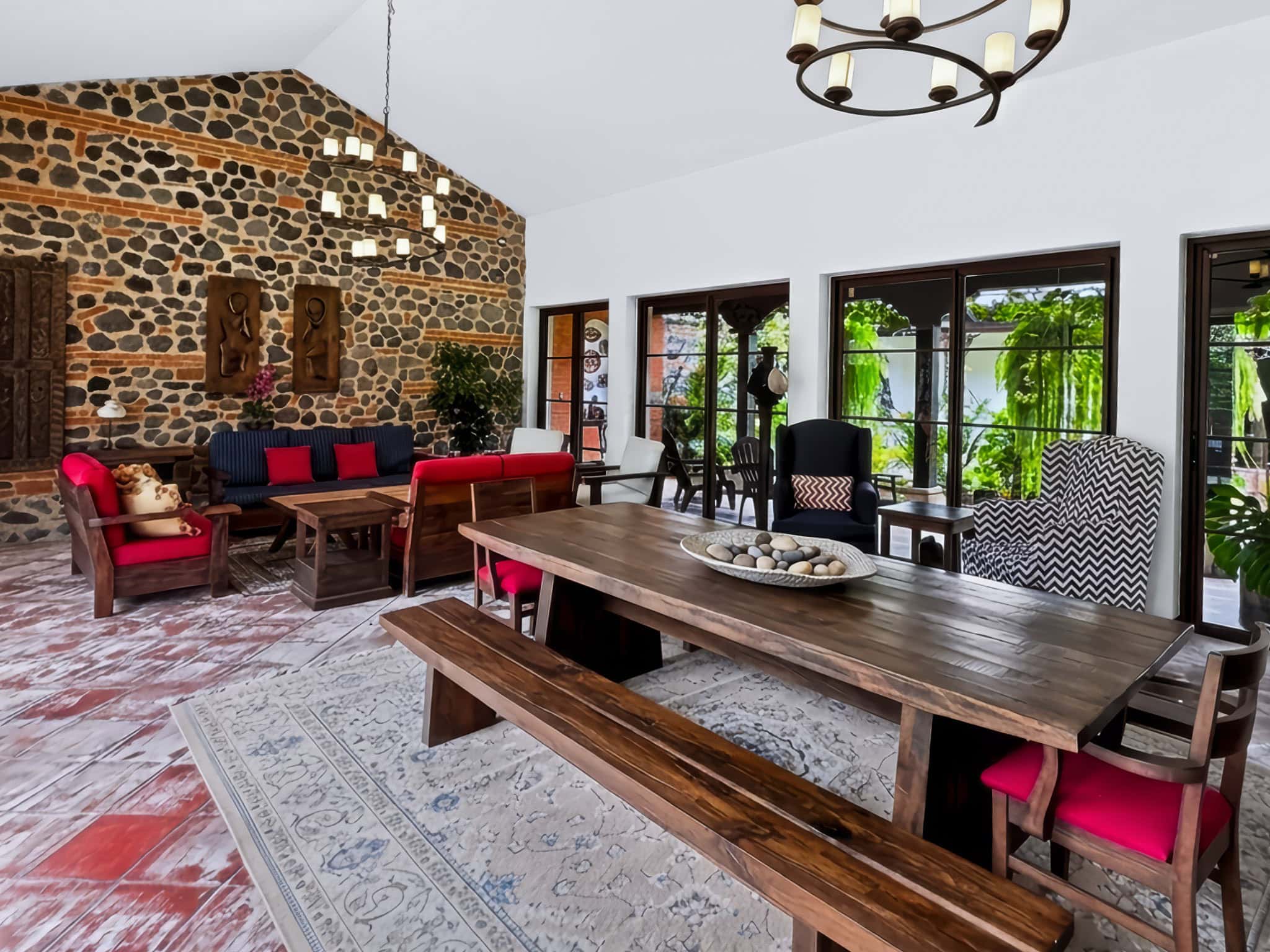 6 Elegant House with Spectacular Volcano Views Near Antigua Guatemala