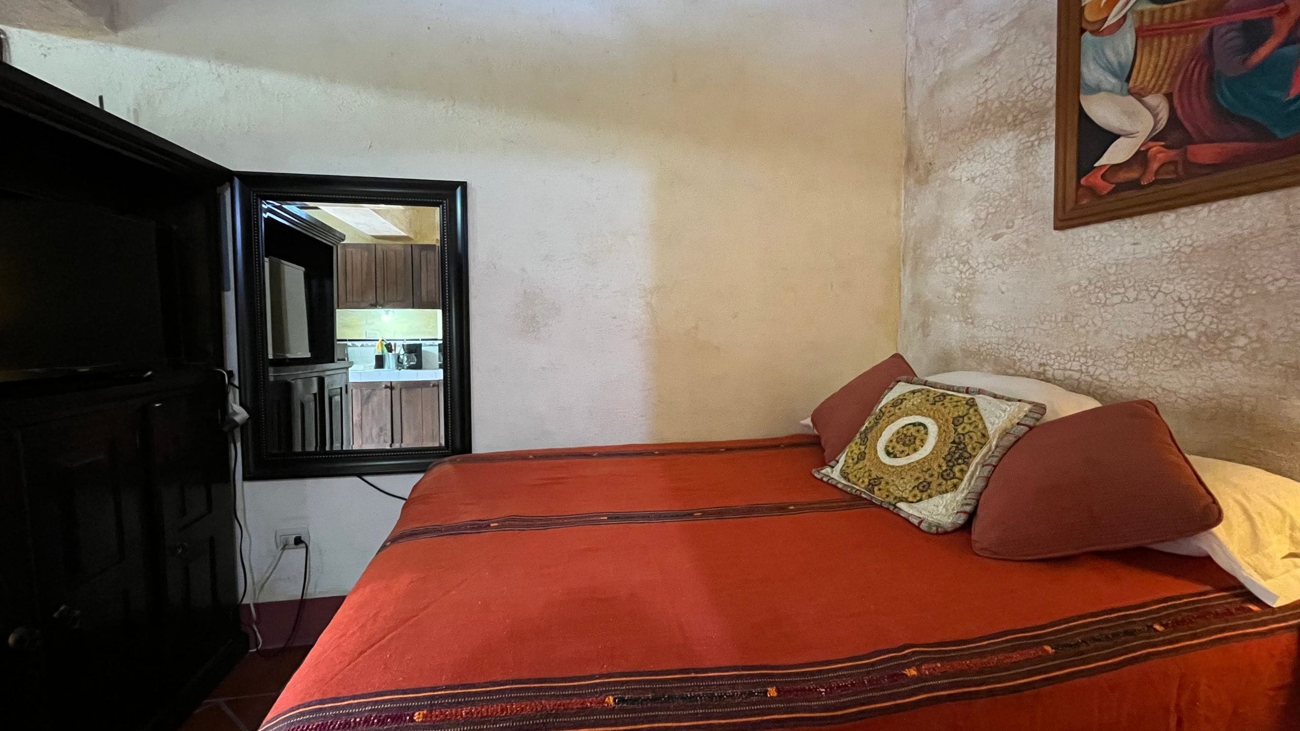 Estudio Amueblado en Renta a Largo Plazo en Antigua Guatemala