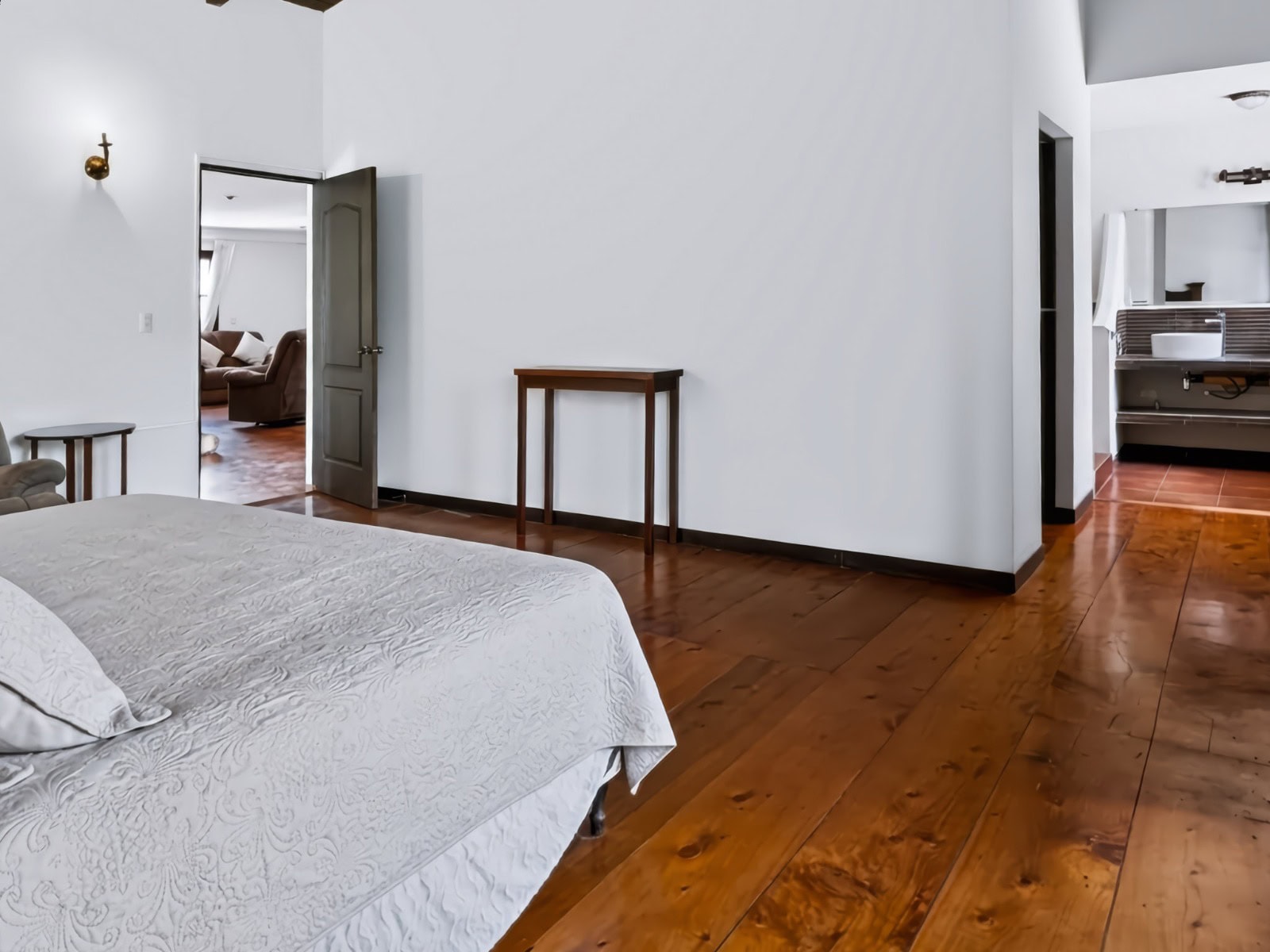 ENORME CASA DE 2 NIVELES EN VENTA EN SAN BARTOLOMÉ BECERRA