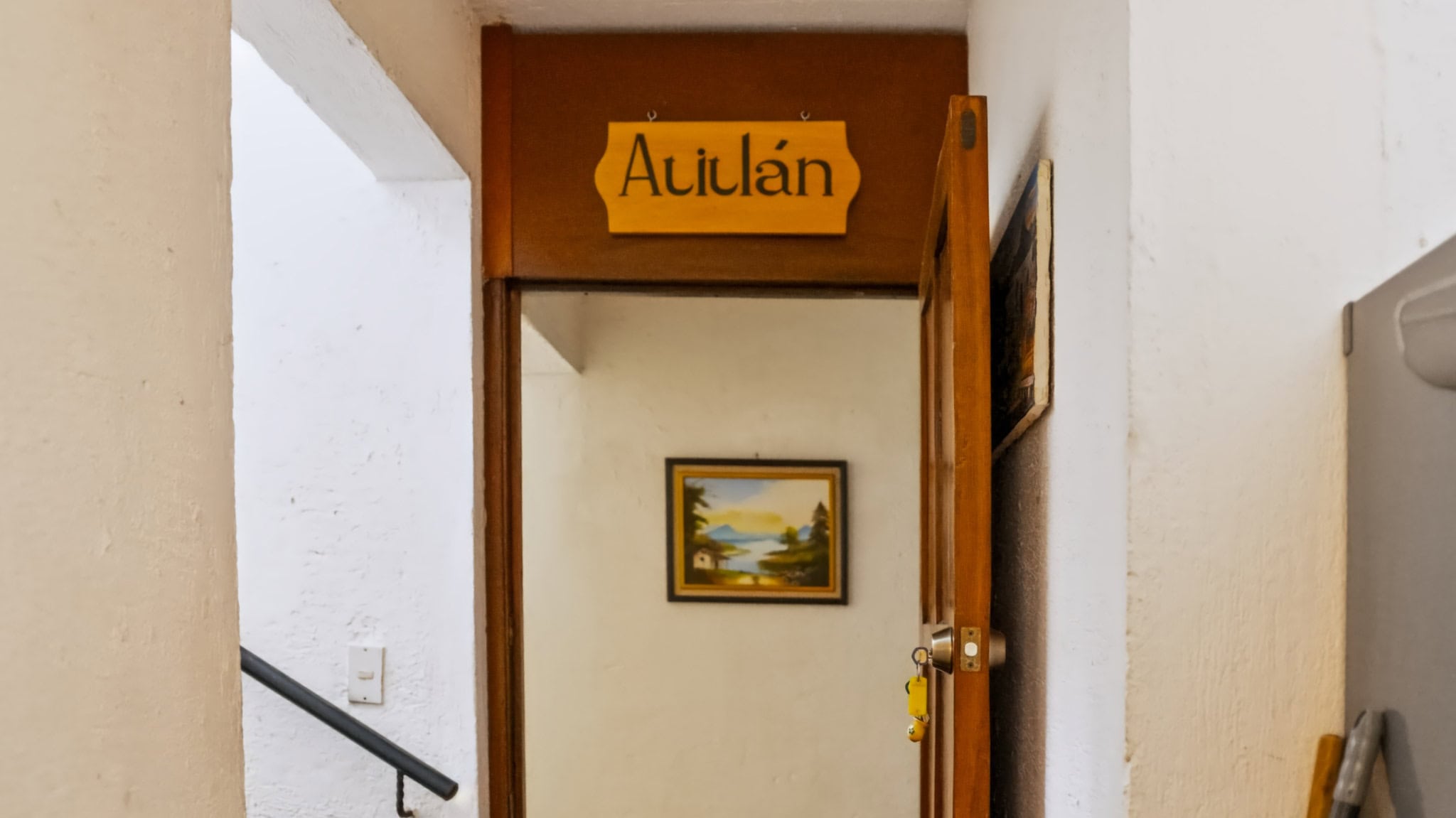Casa + Apartamento Independiente sobre Doble Lote — Jocotenango, a 5 minutos de Antigua Guatemala