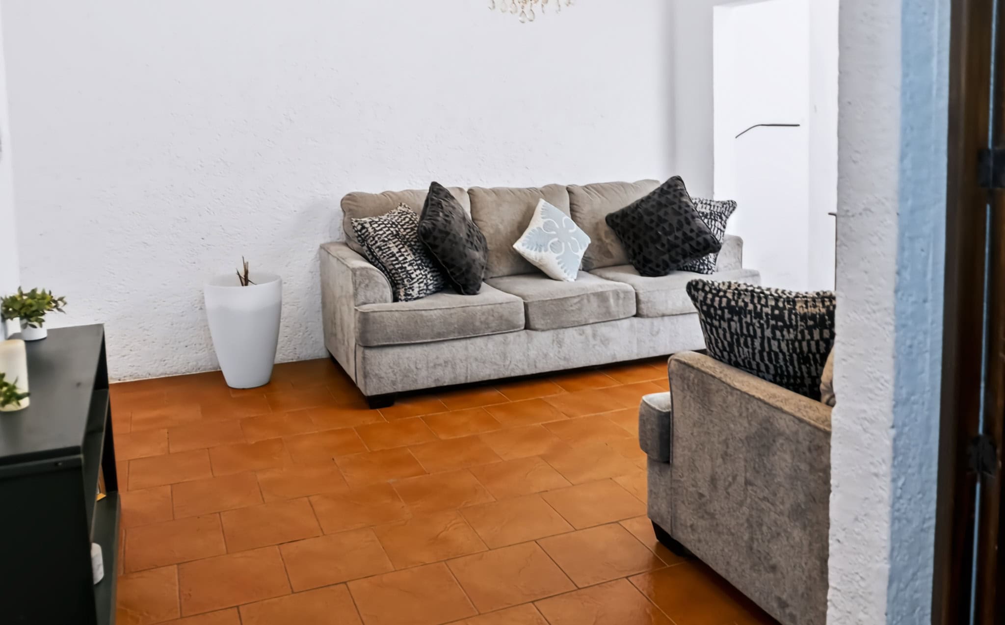 Casa de 6 habitaciones y 6.5 baños en un residencial privado — Jocotenango, a 5 minutos de Antigua