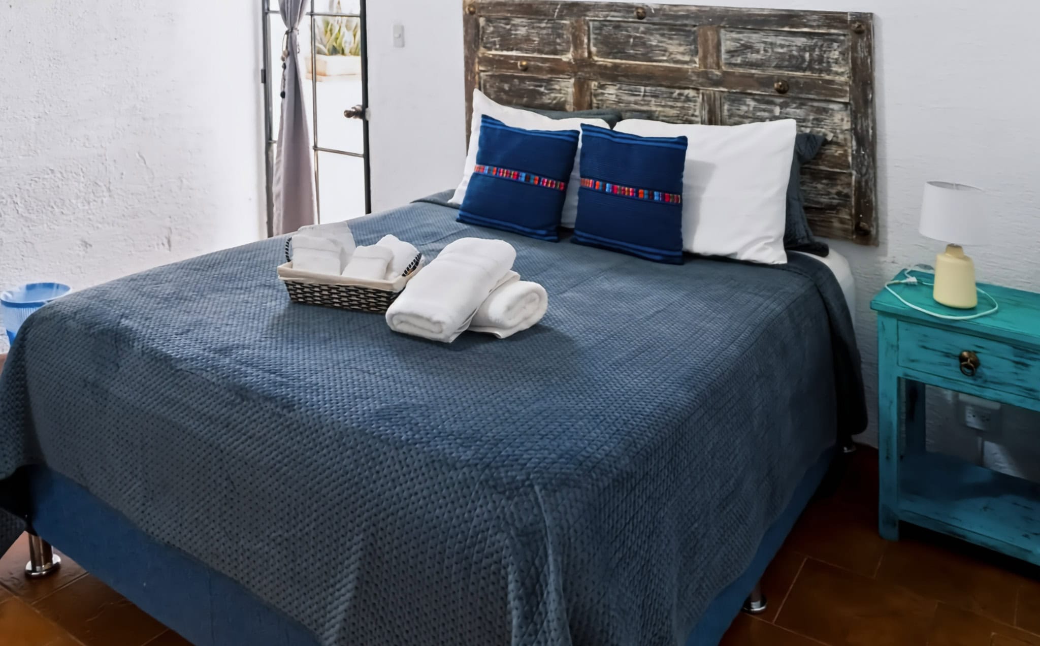 Casa de 6 habitaciones y 6.5 baños en un residencial privado — Jocotenango, a 5 minutos de Antigua