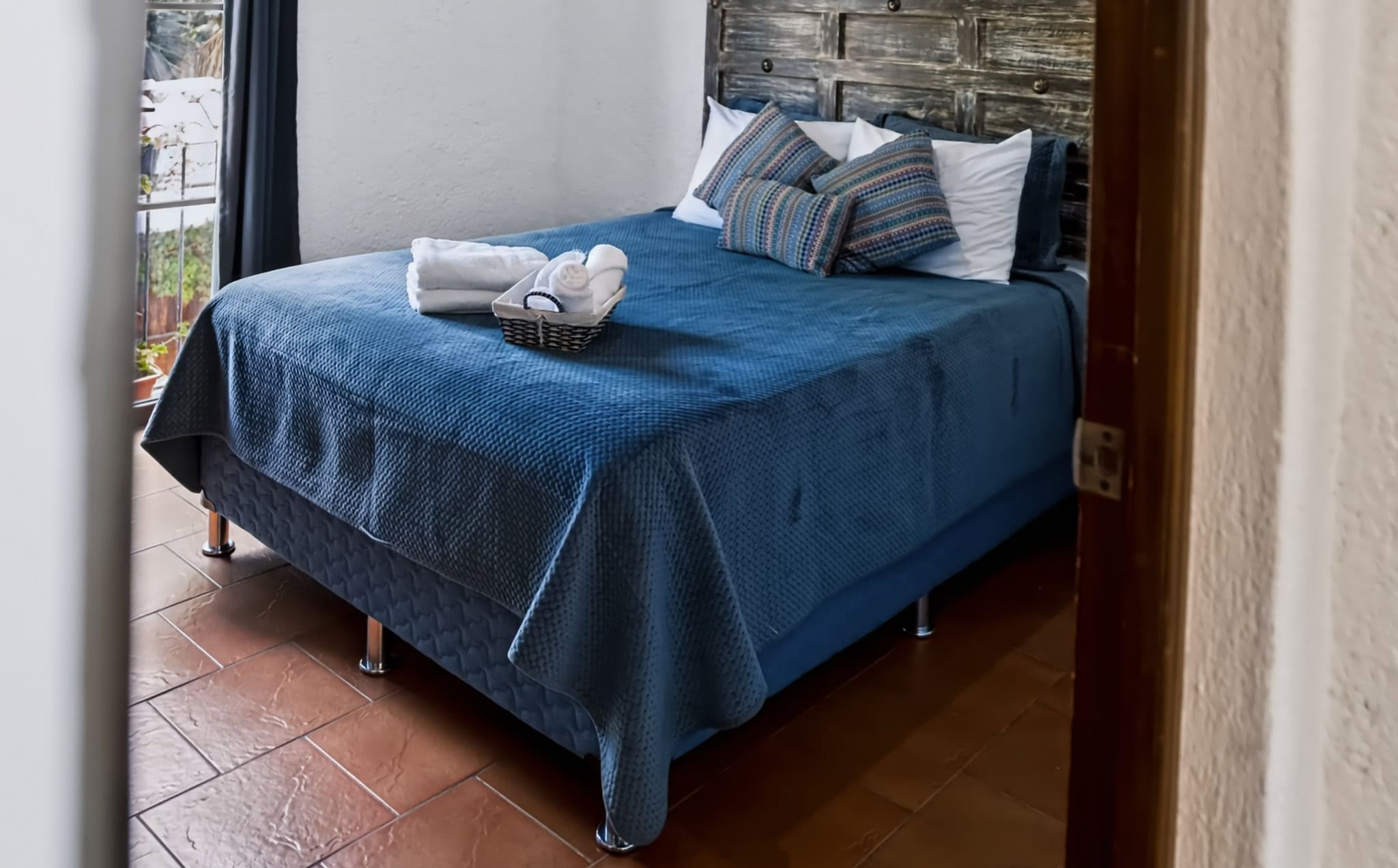 Casa de 6 habitaciones y 6.5 baños en un residencial privado — Jocotenango, a 5 minutos de Antigua
