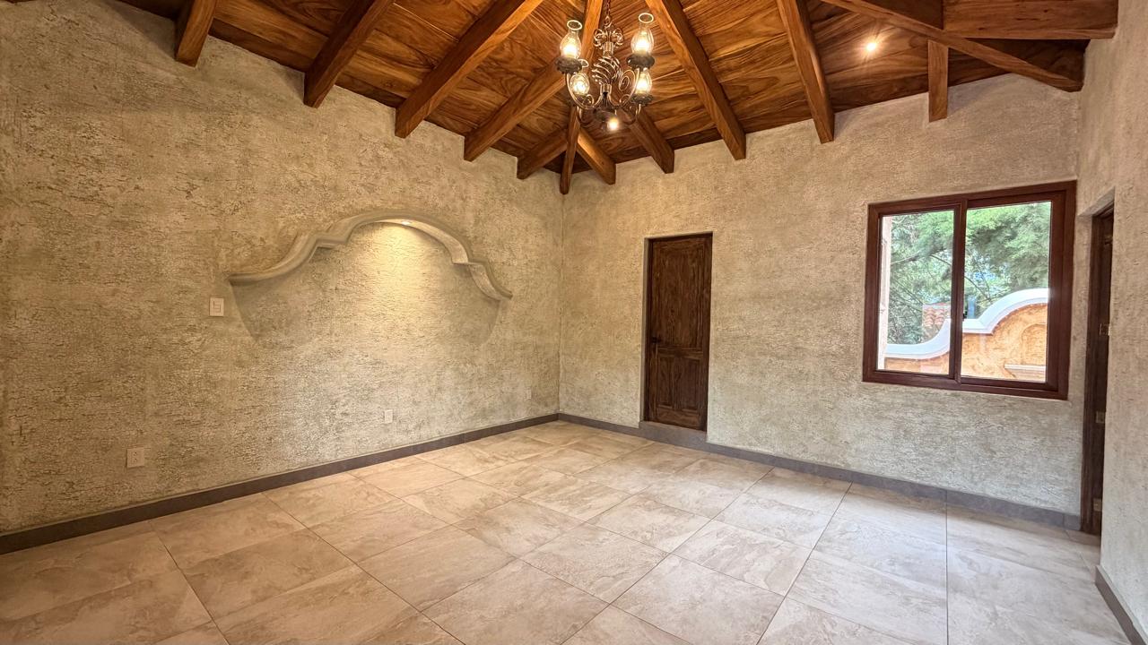 Casa Colonial en Venta a 5 Minutos de Antigua | Apta para Airbnb