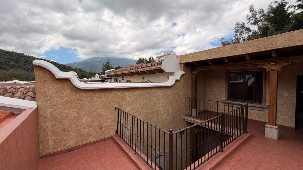 Casa Colonial en Venta a 5 Minutos de Antigua | Apta para Airbnb
