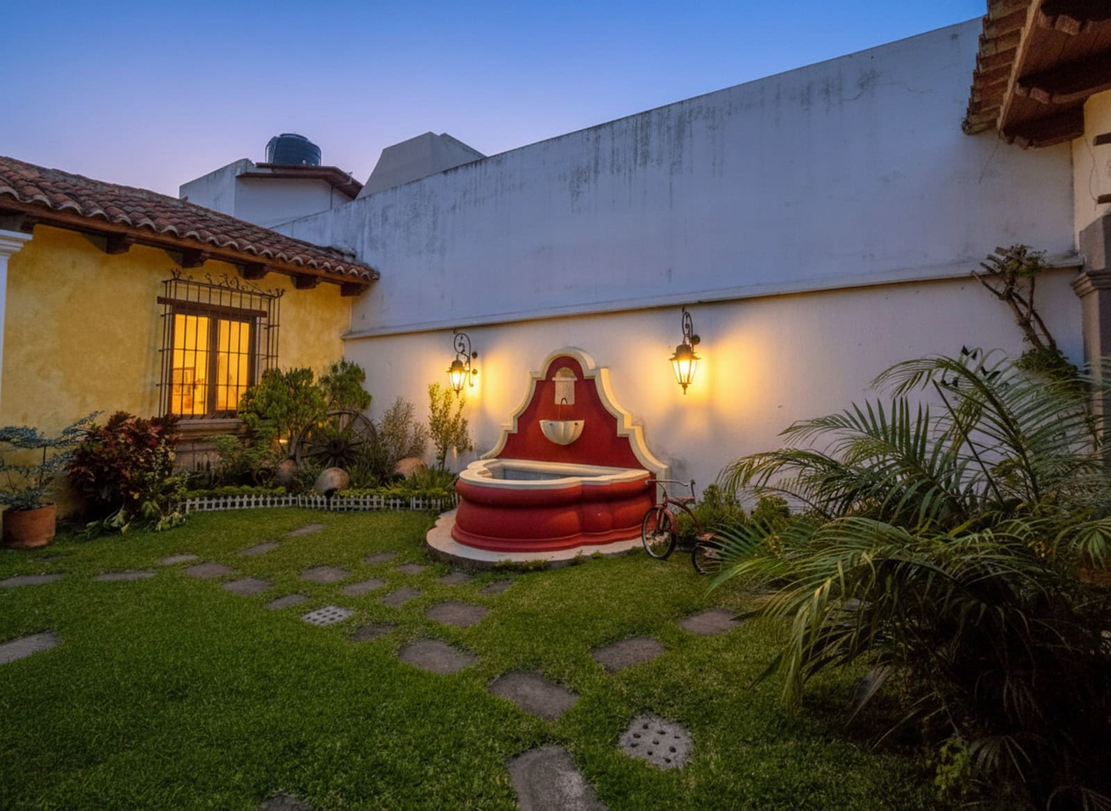 Casa San Jeronimo – Grand 6 Bedroom Colonial Estate Near Antigua