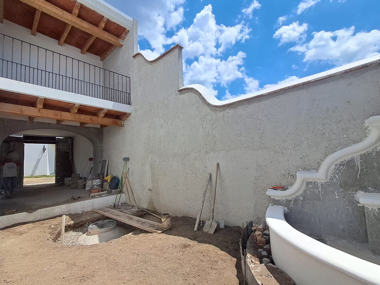 New Colonial Boutique Homes with Valley & Volcano Views Near Antigua – Santa Sofía
