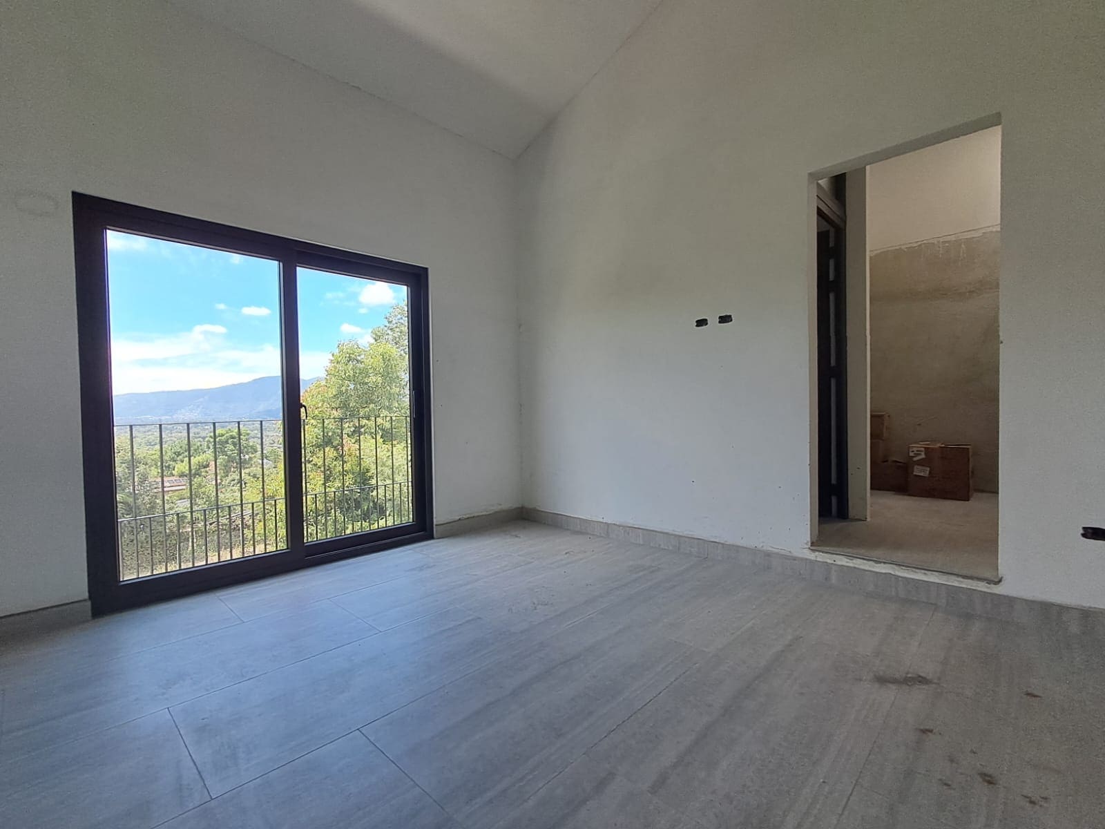 New Colonial Boutique Homes with Valley & Volcano Views Near Antigua – Santa Sofía