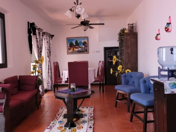 4-Bedroom House for Rent in Barrio Las Campanas – Available for a 6-Month Lease